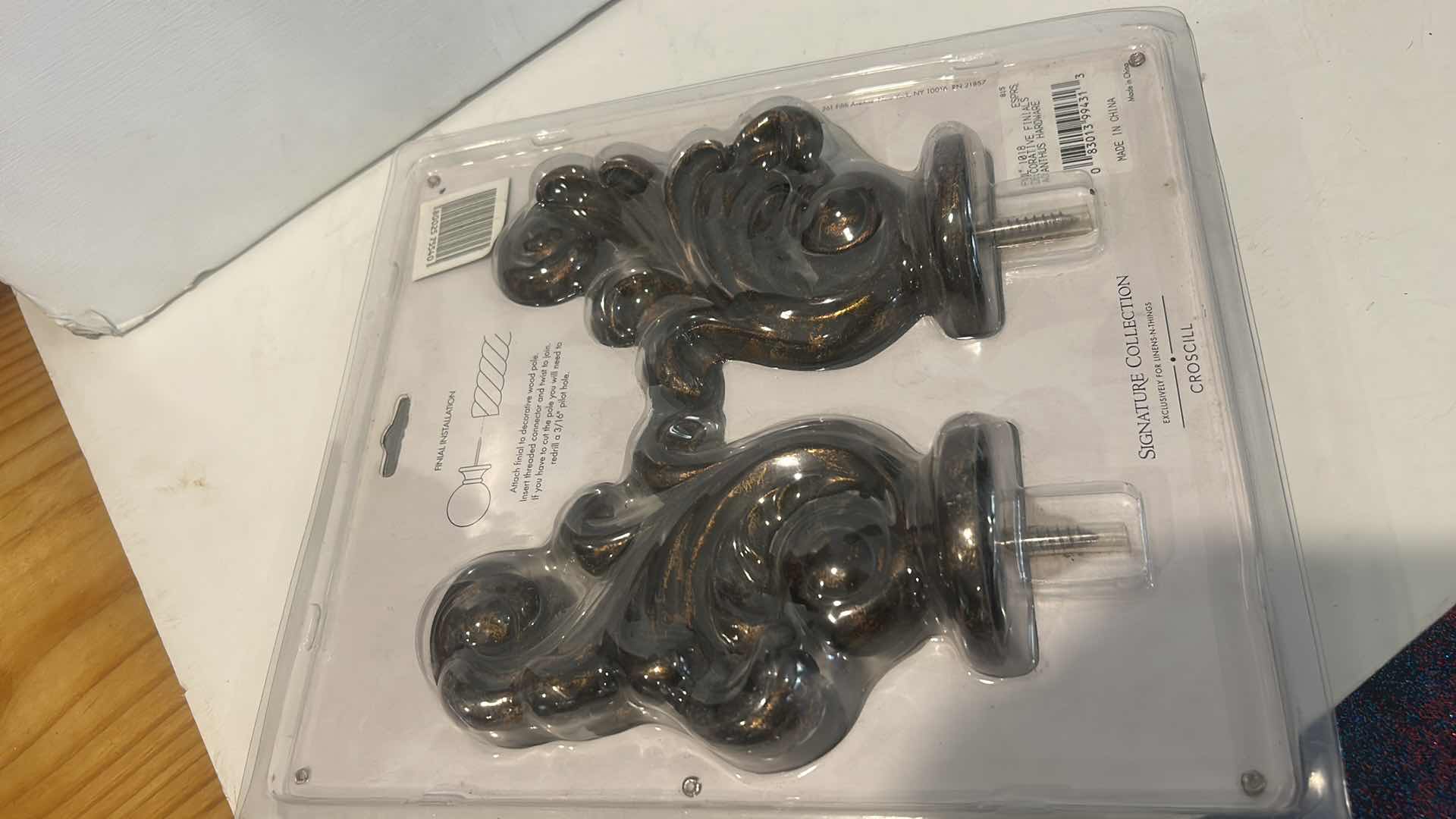 Photo 1 of 3 PC HOME DECOR PLASTER, METAL KEY H26”, PAIR OF NEW FINIALS