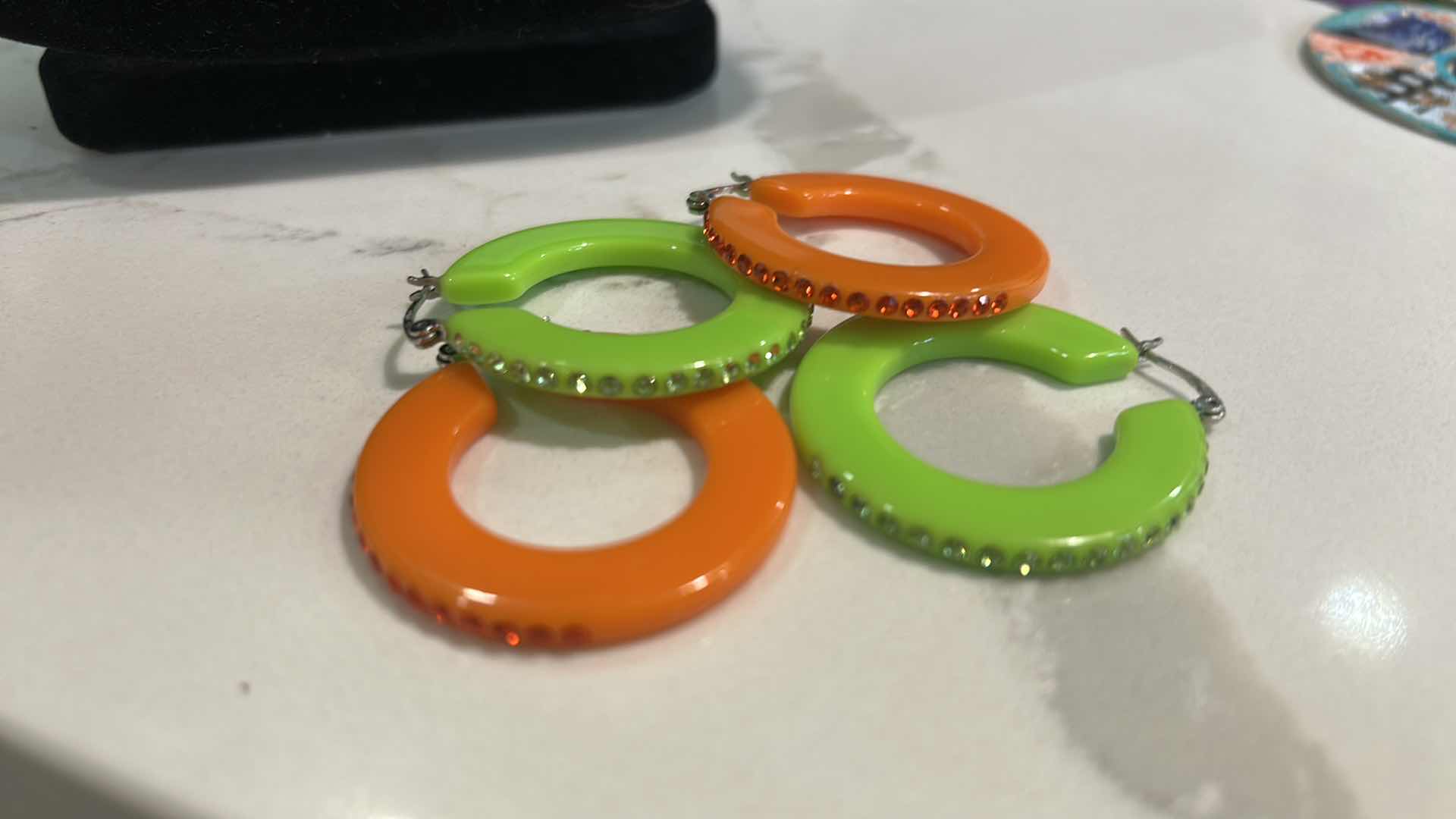 Photo 1 of 4 PIECE WOMENS JEWELRY- 3 PAIRS PIERCED EARRINGS AND 1 NECKLACE