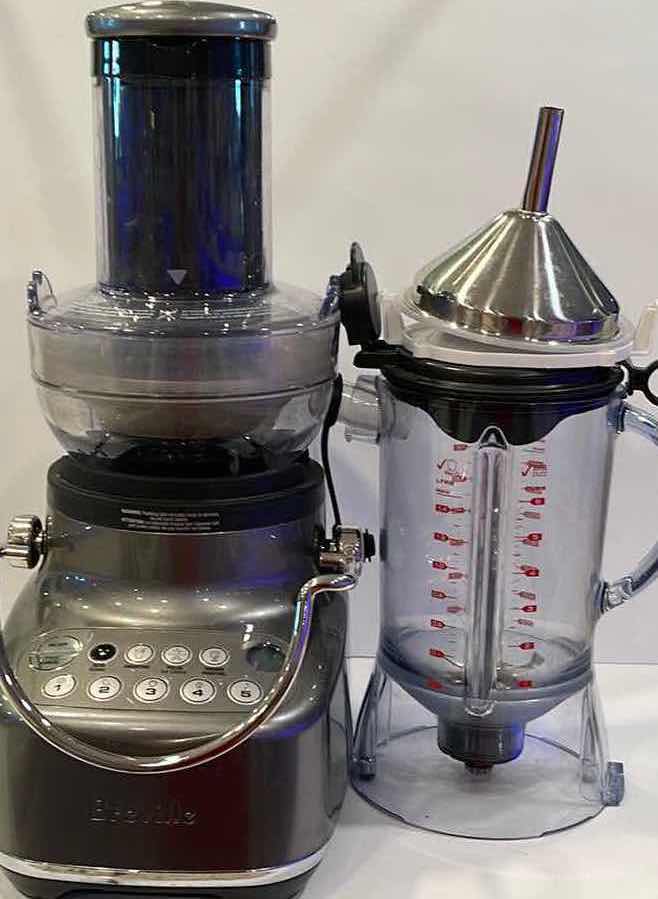 Photo 1 of JUICER BY BREVILE 