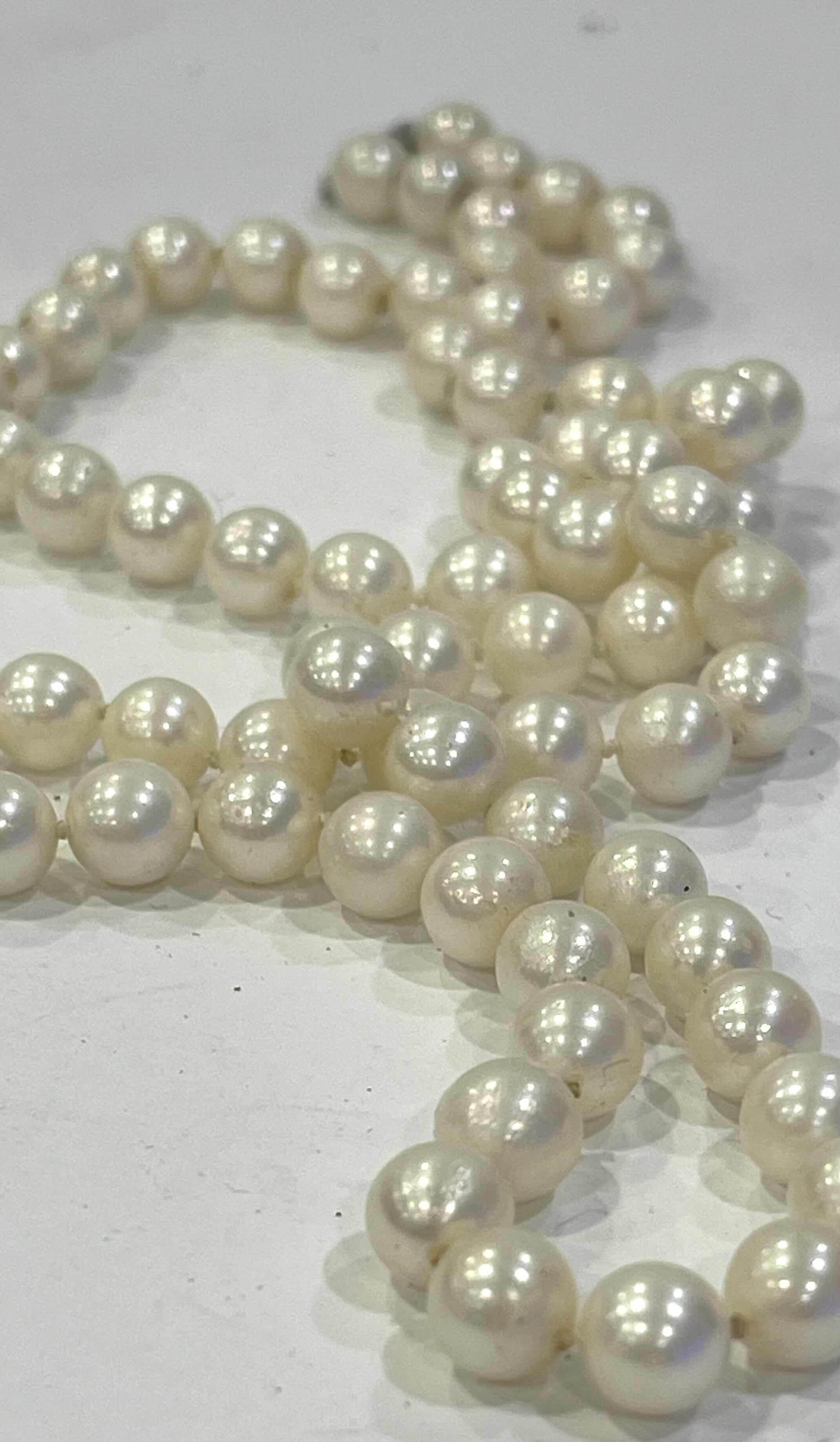 Photo 3 of FREASH WATER PEARLS & MORE