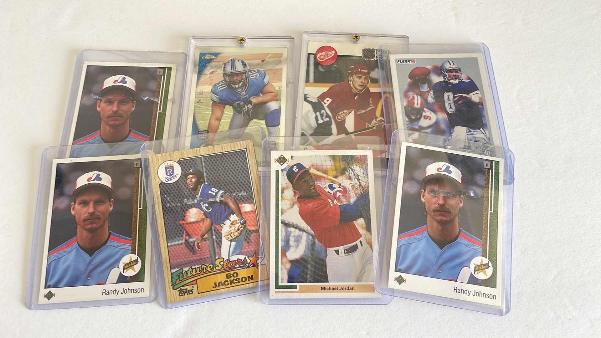 Photo 2 of COLLECTION OF SPORTS CARDS