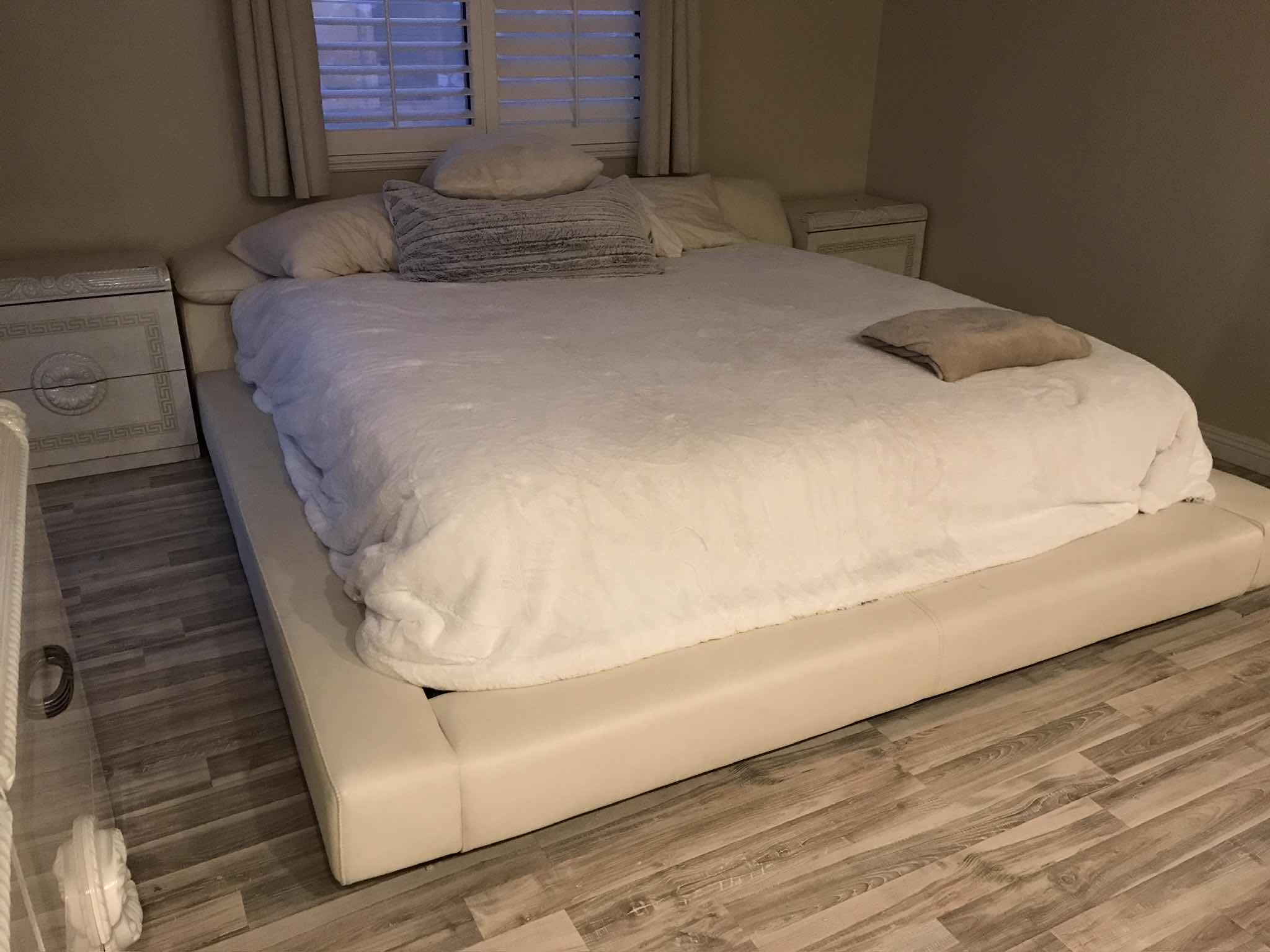 Photo 6 of ROCHE BOBOIS CALIFORNIA/KING PLATFORM BED MATTRESS NOT INCLUDED  