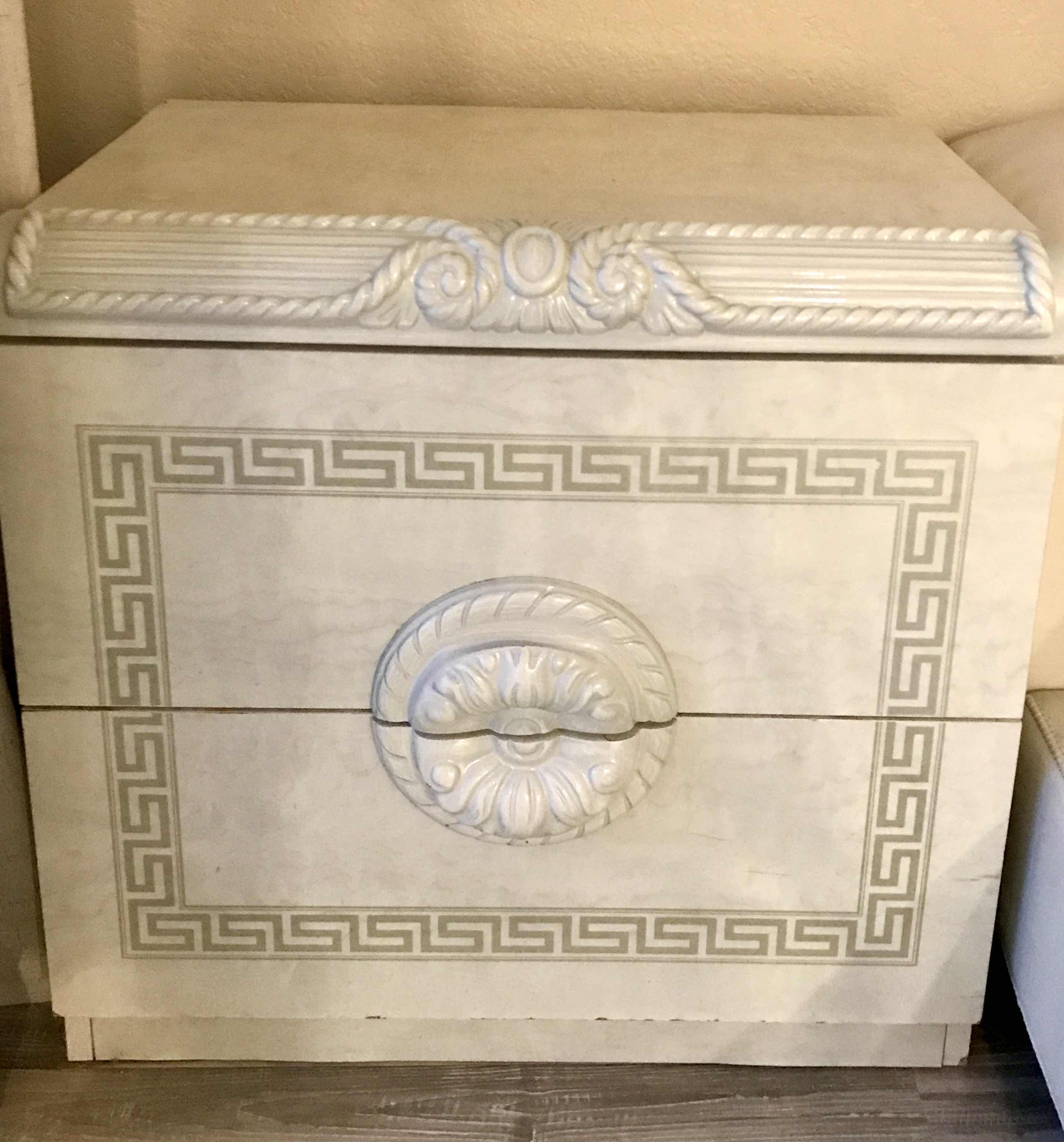 Photo 1 of ITALIAN ORNATE BEDSIDE TABLE - 25.5 X 16 X 24
MORE OF THIS IN AUCTION