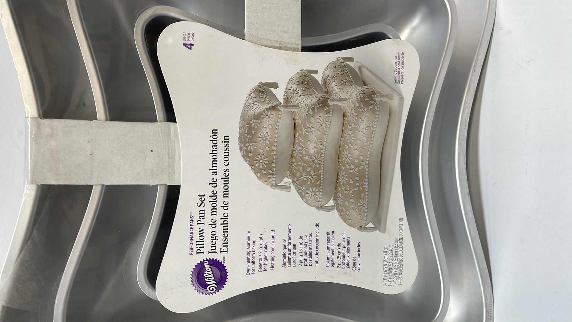 Photo 2 of NIB WILTON PERFORMANCE PANS “PILLOW PAN SET “ - RETAIL PRICE $39.99