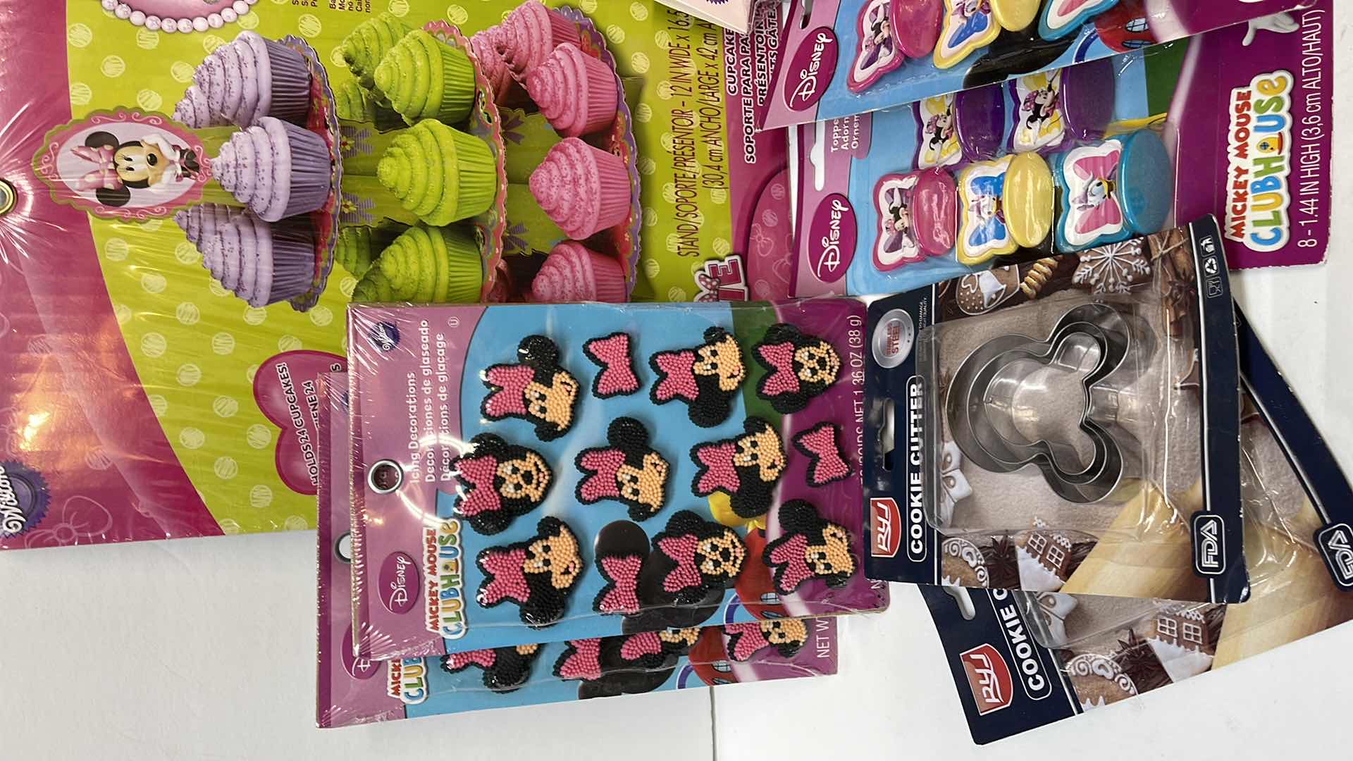 Photo 2 of NIB WILTON DISNEY MINI MOUSE PARTY SUPPLIES - RETAIL PRICE $50.00