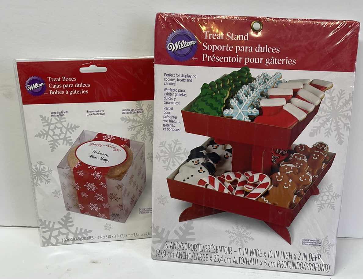 Photo 2 of NEW WILTON CHRISTMAS ROLLING CUTTER , TREAT STAND , TREAT BOXES AND MORE - RETAIL PRICE $50.00