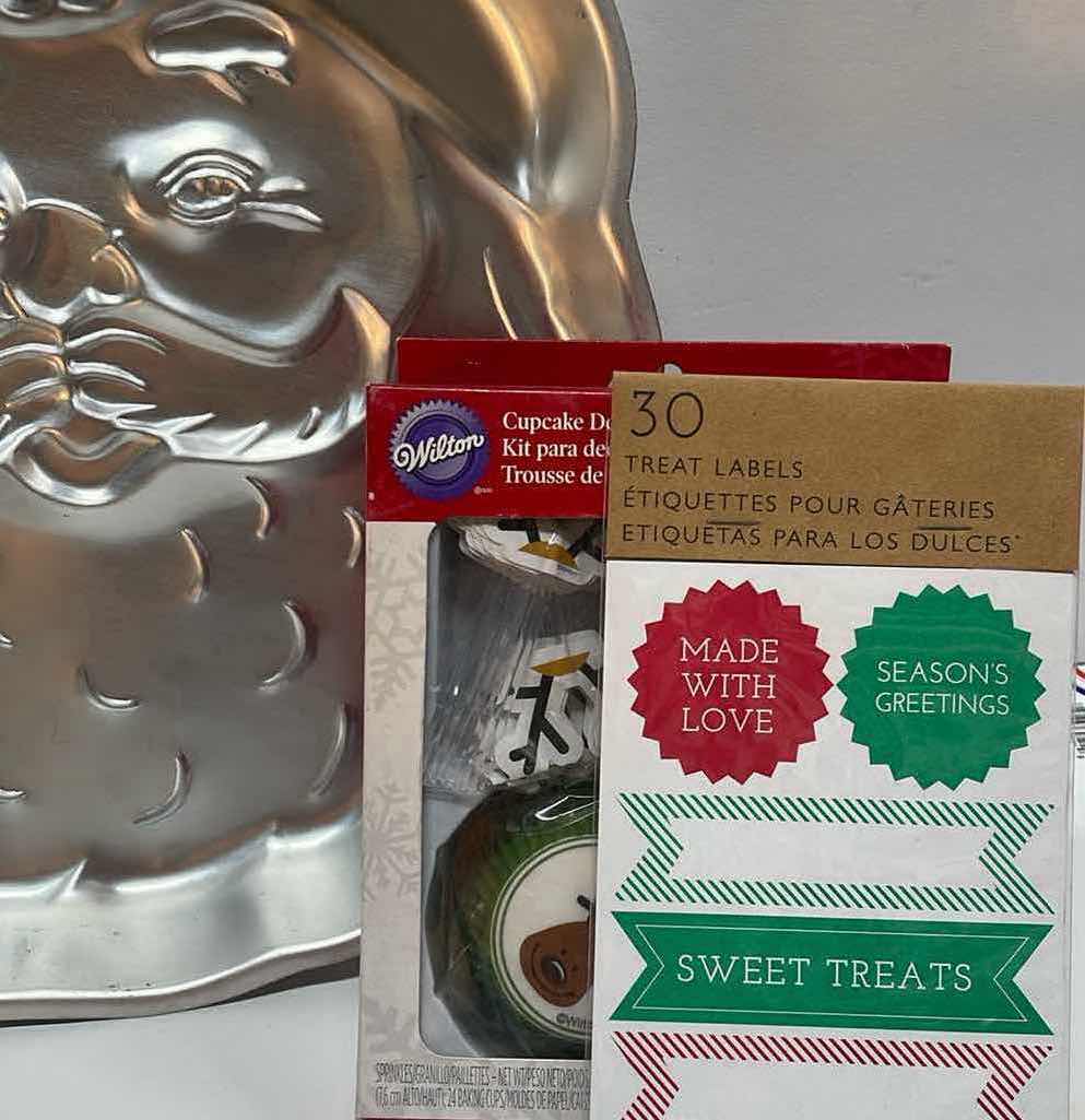 Photo 4 of NEW WILTON SANTA CAKE MOLD , COOKIE CUTTERS & MORE - TOTAL RETAIL PRICE $32.99