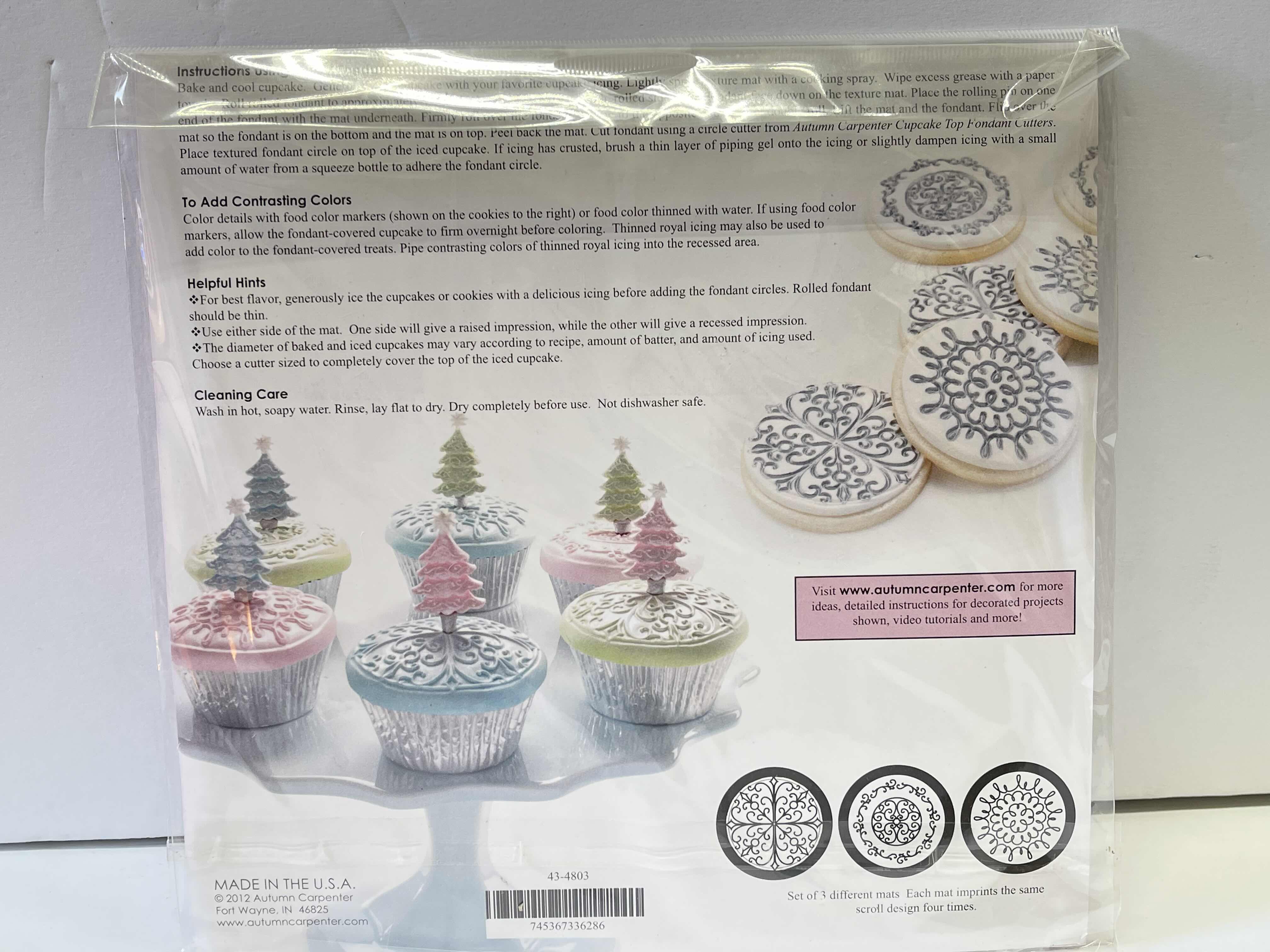 Photo 3 of NEW AUTUMN CARPENTER CUPCAKE & COOKIE TEXTURE TOPS “WINTER , CHRISTMAS & SCROLL “ - TOTAL RETAIL PRICE $50 .00