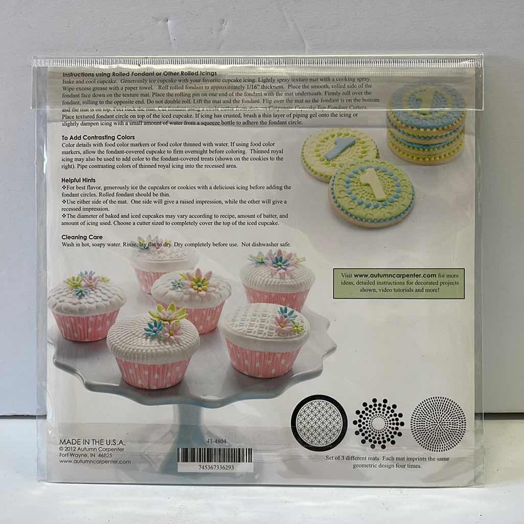 Photo 3 of NEW AUTUMN CARPENTER CUPCAKE & COOKIE TEXTURE TOPS “WINTER , CHRISTMAS & GEOMETRIC “ - TOTAL RETAIL PRICE $ 50 .00