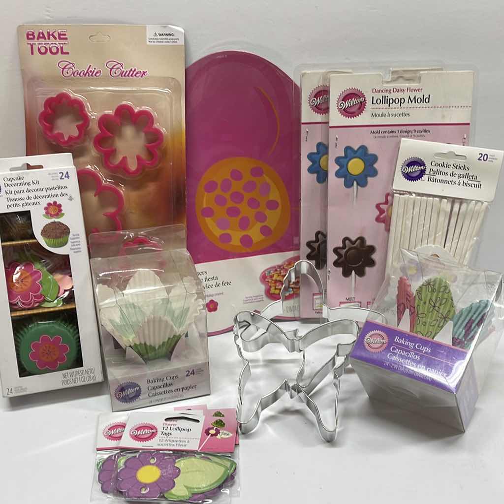 Photo 1 of NEW SPRING TIME PARTY SUPPLIES-TOTAL RETAIL PRICE $48.00