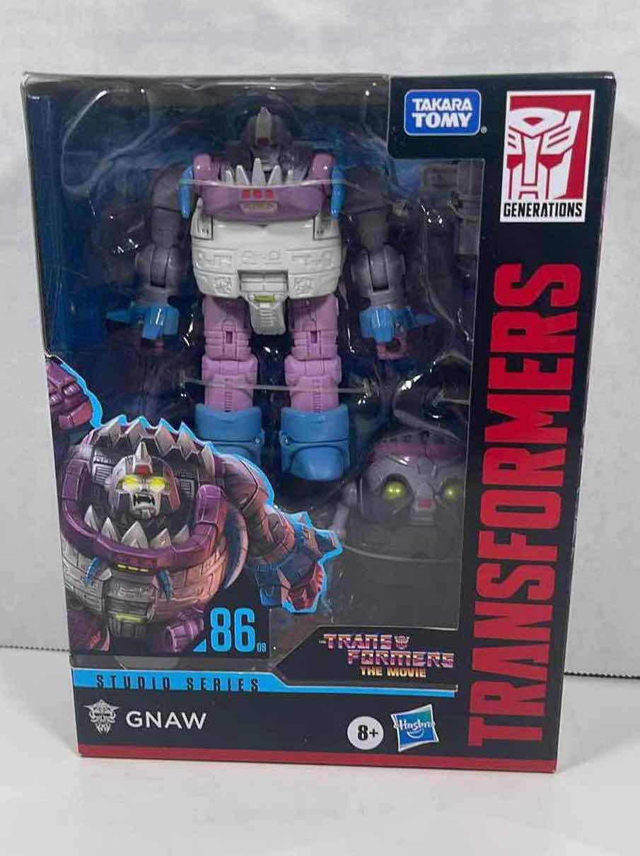 Photo 1 of NIB TAKARA TOMY HASBRO TRANSFORMERS STUDIO SERIES GNAW #86 ACTION FIGURE & ACCESSORIES 