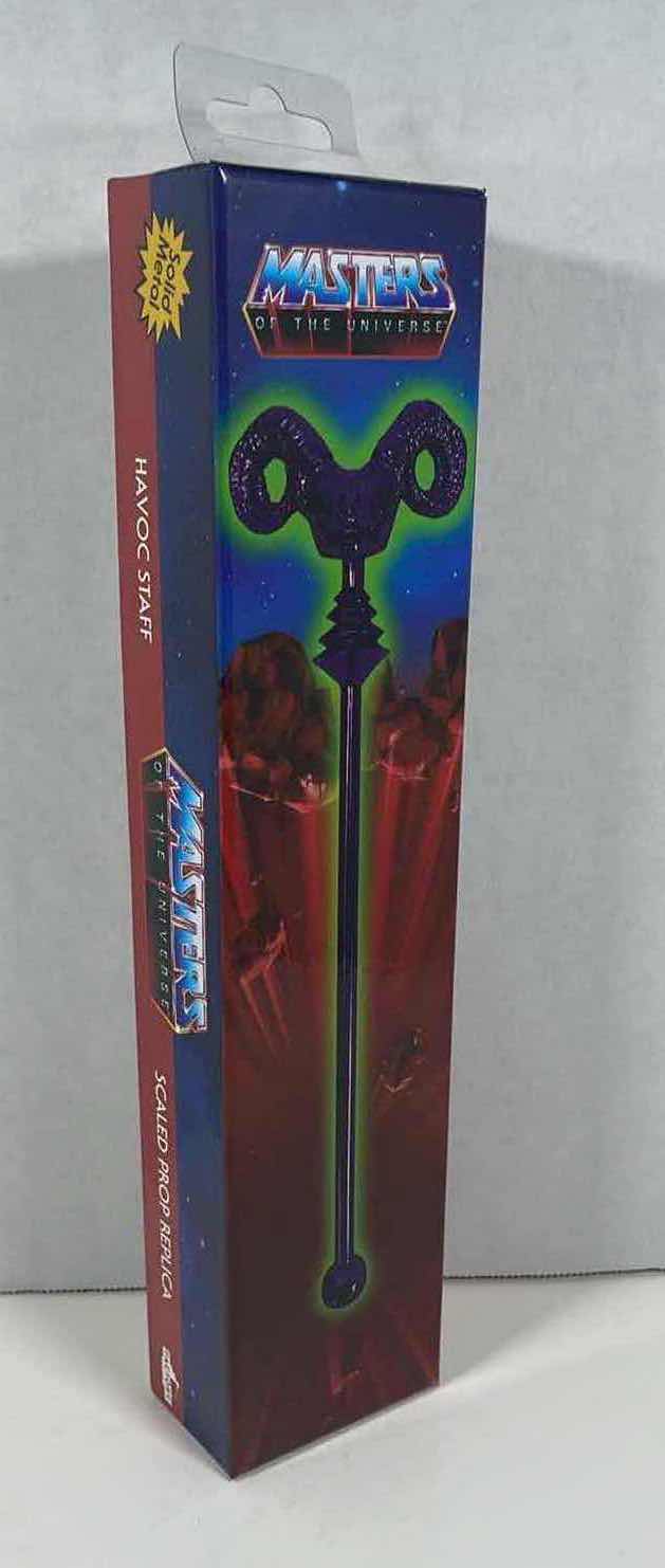 Photo 1 of NIB MASTERS OF THE UNIVERSE HAVOC STAFF SOLID METAL SCALED PROP REPLICA