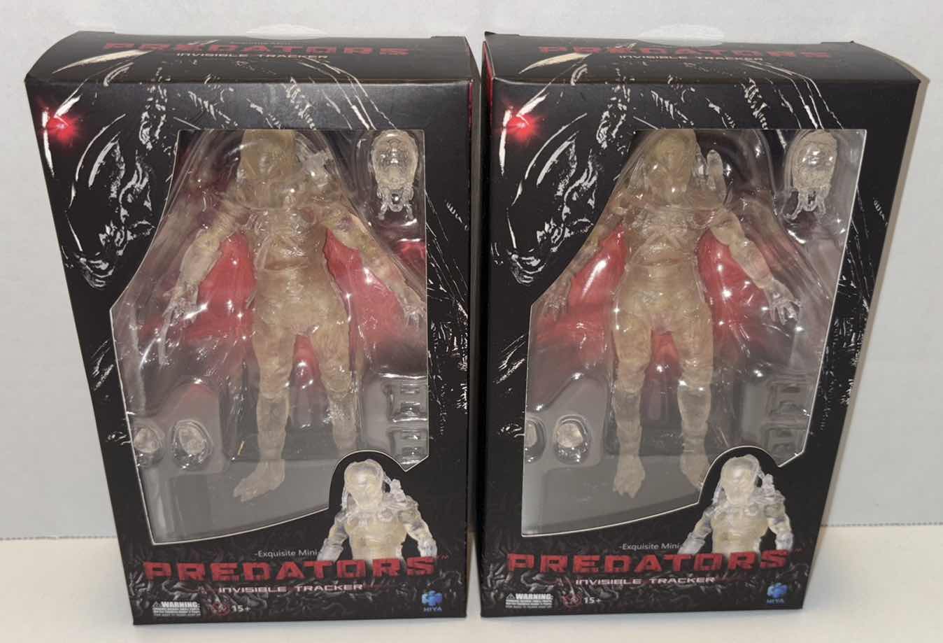 Photo 1 of HIYA TOYS PREDATORS “INVISIBLE TRACKER PREDATOR” 1:18 SCALE ACTION FIGURE 2-PACK