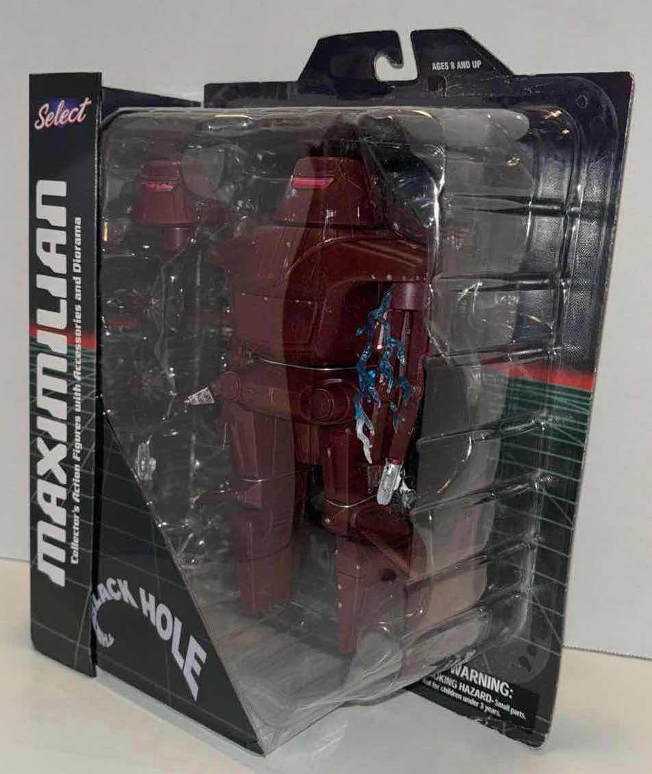 Photo 1 of NEW DIAMOND SELECT TOYS THE BLACK HOLE “MAXIMILIAN” COLLECTOR’S 7” ACTION FIGURE WITH ACCESSORIES & DIORAMA