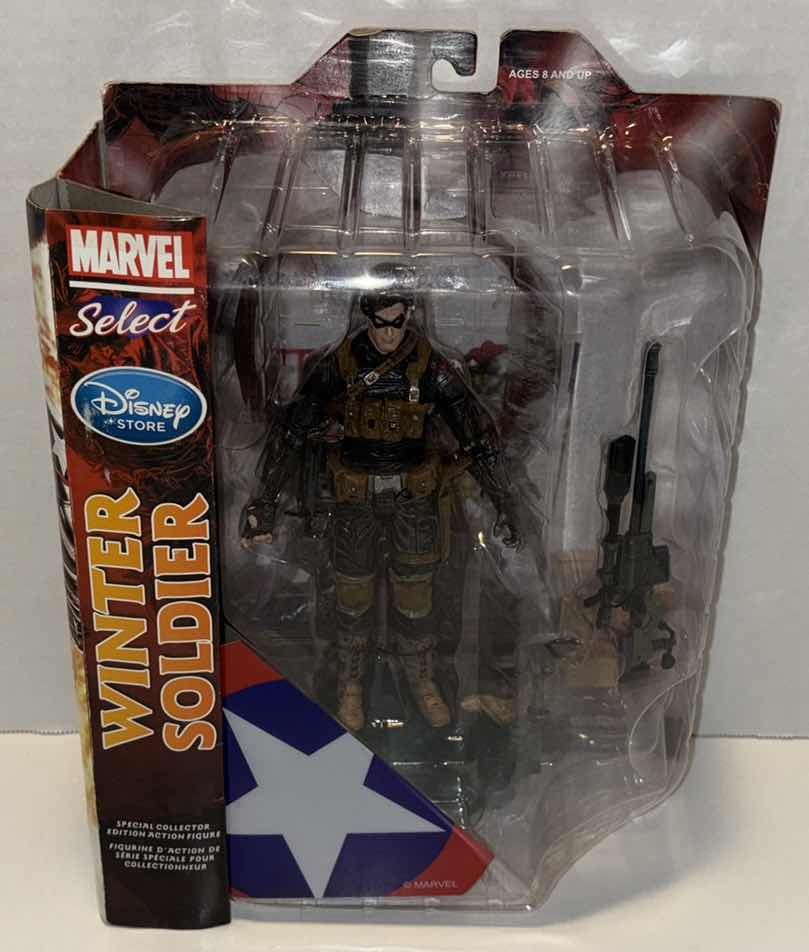 Photo 2 of NEW DIAMOND SELECT 2014 DISNEY STORE EXCLUSIVE MARVEL “WINTER SOLDIER” SPECIAL COLLECTOR EDITION ACTION FIGURE & ACCESSORIES