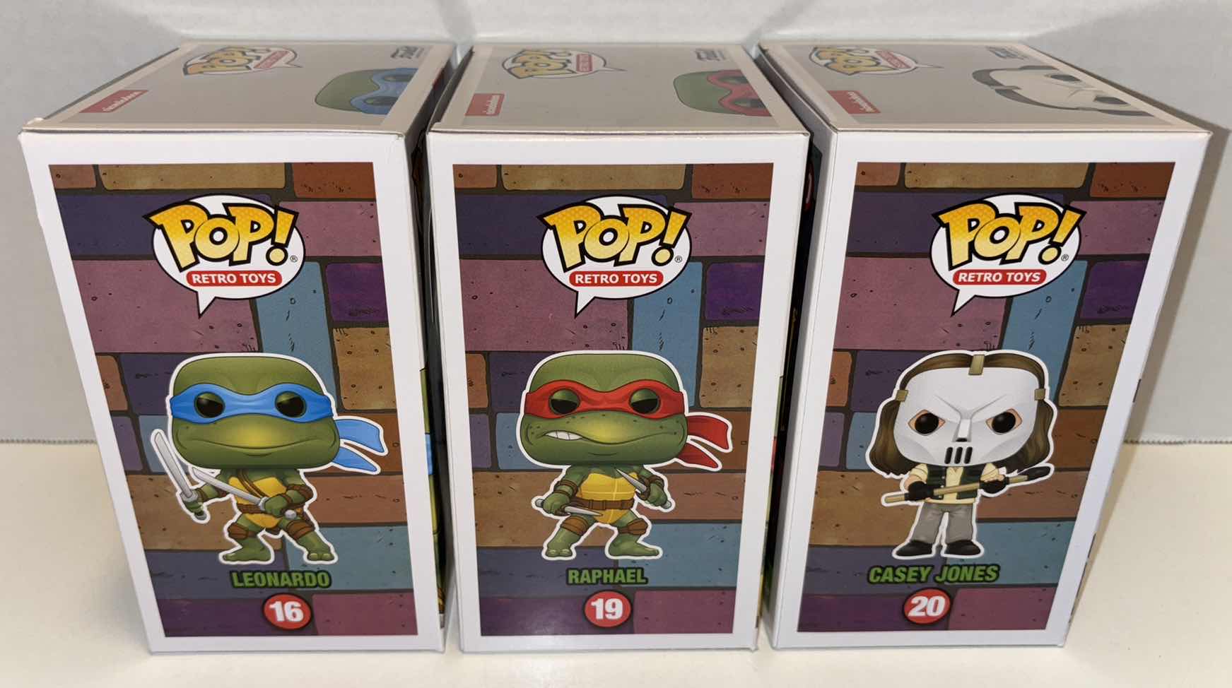 Photo 2 of NEW FUNKO POP! RETRO TOYS TMNT VINYL FIGURE MIXED 6-PACK, #16 LEONARDO (2), #19 RAPHAEL (2) & #20 CASEY JONES (2)