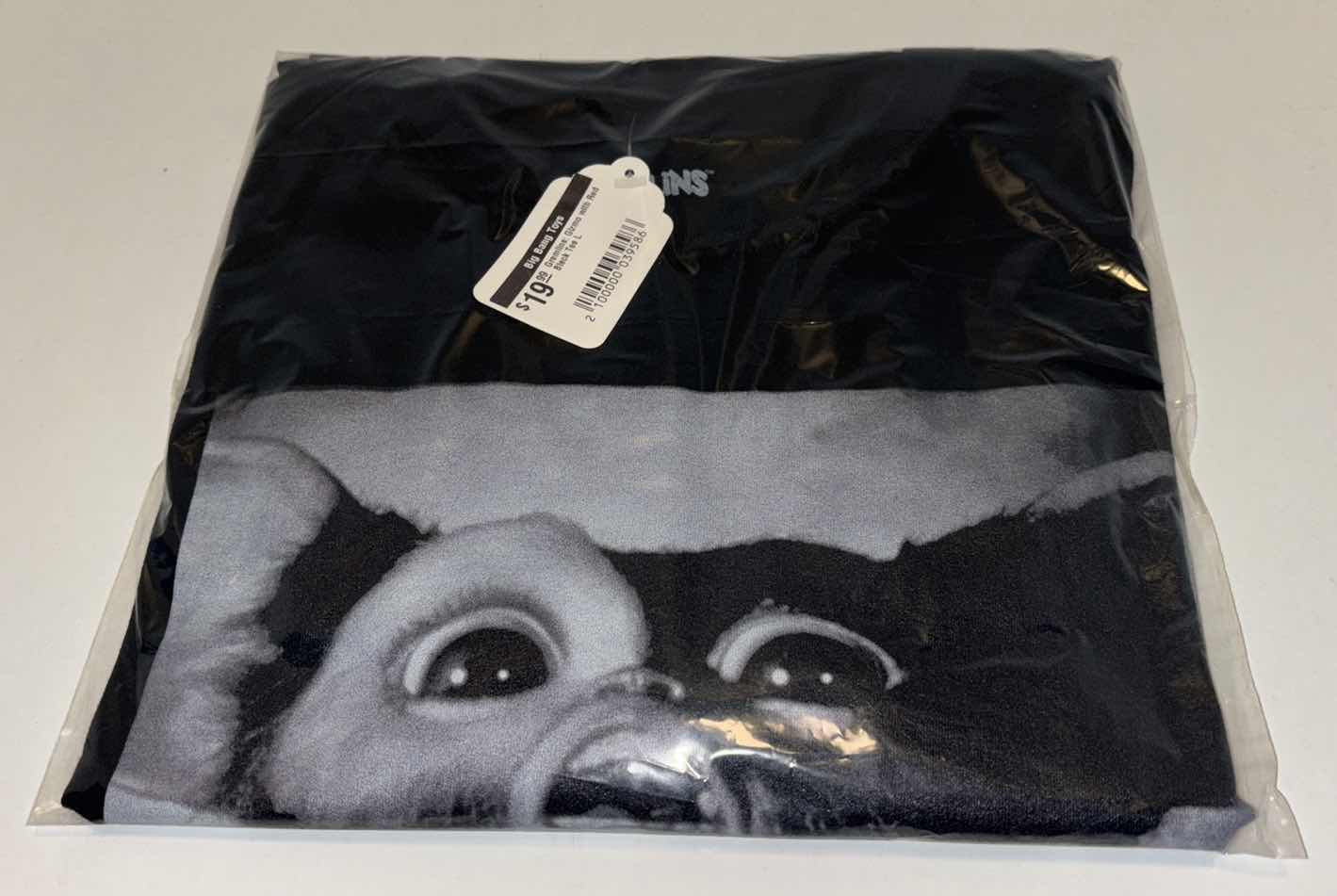 Photo 3 of NEW GREMLINS GIZMO T-SHIRT (BLACK, LARGE)