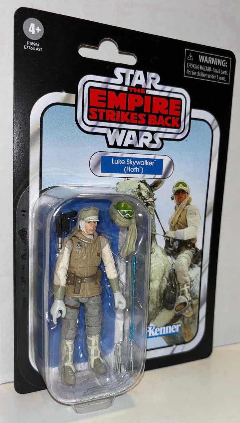 Photo 1 of NEW STAR WARS THE EMPIRE STRIKES BACK 3.75” THE VINTAGE COLLECTION ACTION FIGURE & ACCESSORIES, “LUKE SKYWALKER (HOTH)” (1)