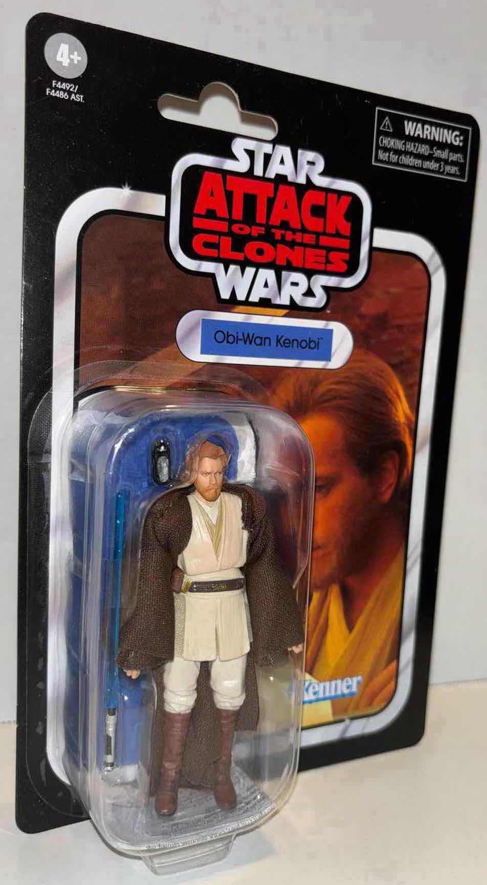 Photo 1 of NEW STAR WARS ATTACK OF THE CLONES 3.75” THE VINTAGE COLLECTION ACTION FIGURE & ACCESSORIES, “OBI-WAN KENOBI” (1)