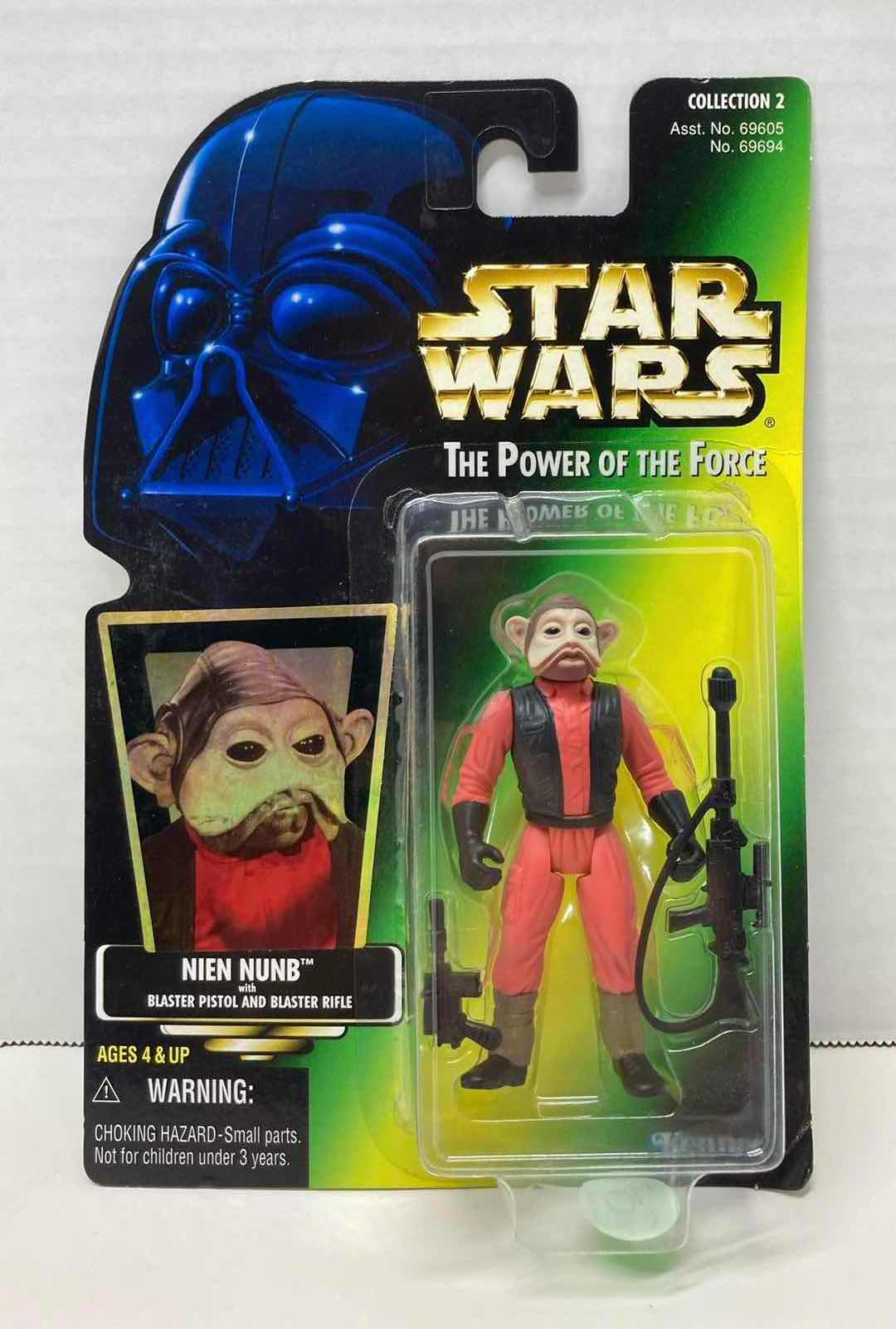 Photo 1 of NEW STAR WARS THE POWER OF THE FORCE ACTION FIGURE, NIEN NUNB W BLASTER PISTOL & BLASTER RIFLE