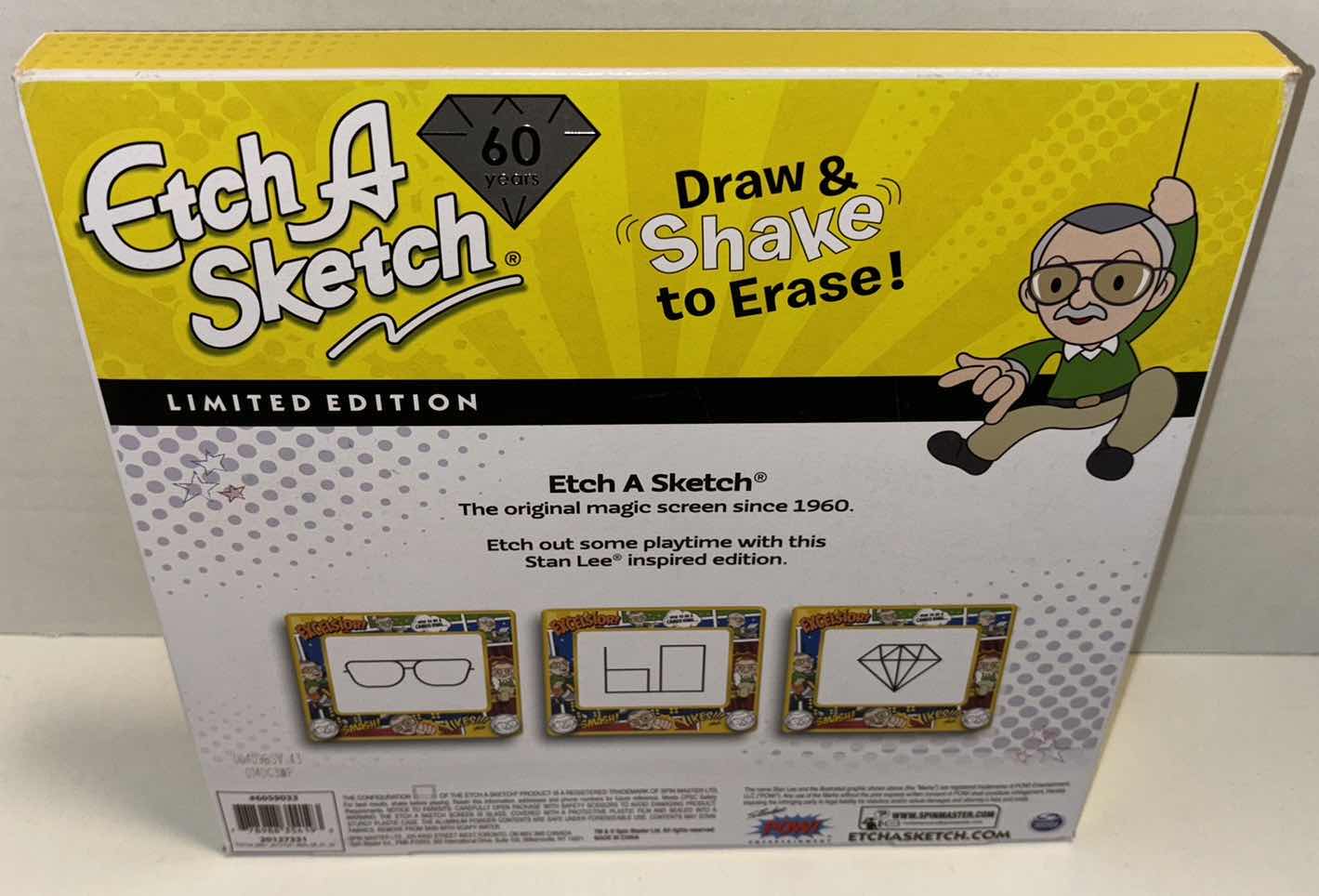 Photo 3 of NEW SPINMASTER ETCH A SKETCH 60 YEARS “STAN LEE” LIMITED EDITION