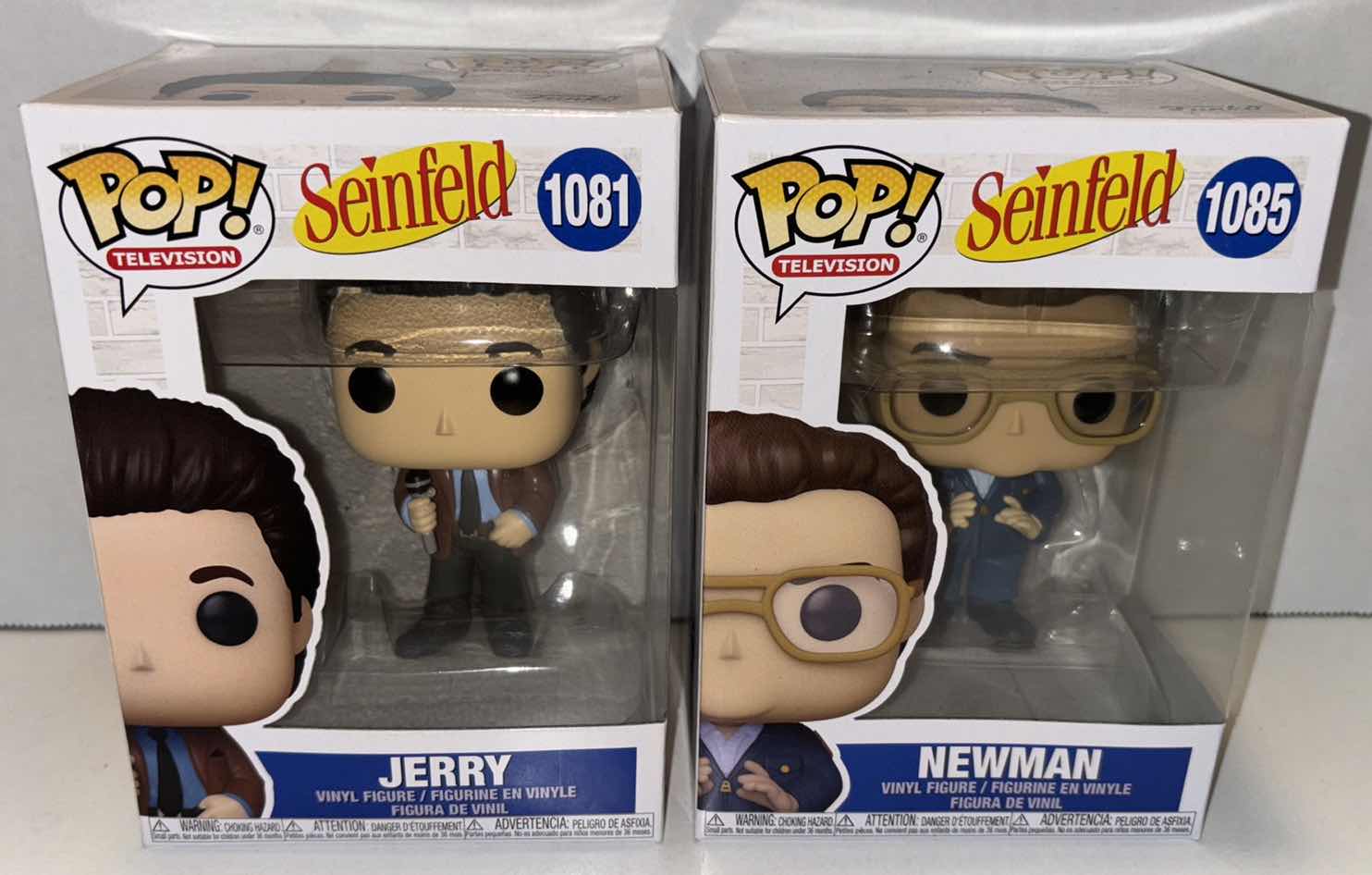 Photo 1 of NEW FUNKO POP! TELEVISION 2-PACK SEINFELD VINYL FIGURE, #1081 JERRY (DOING STAND-UP) & #1085 NEWMAN THE MAILMAN