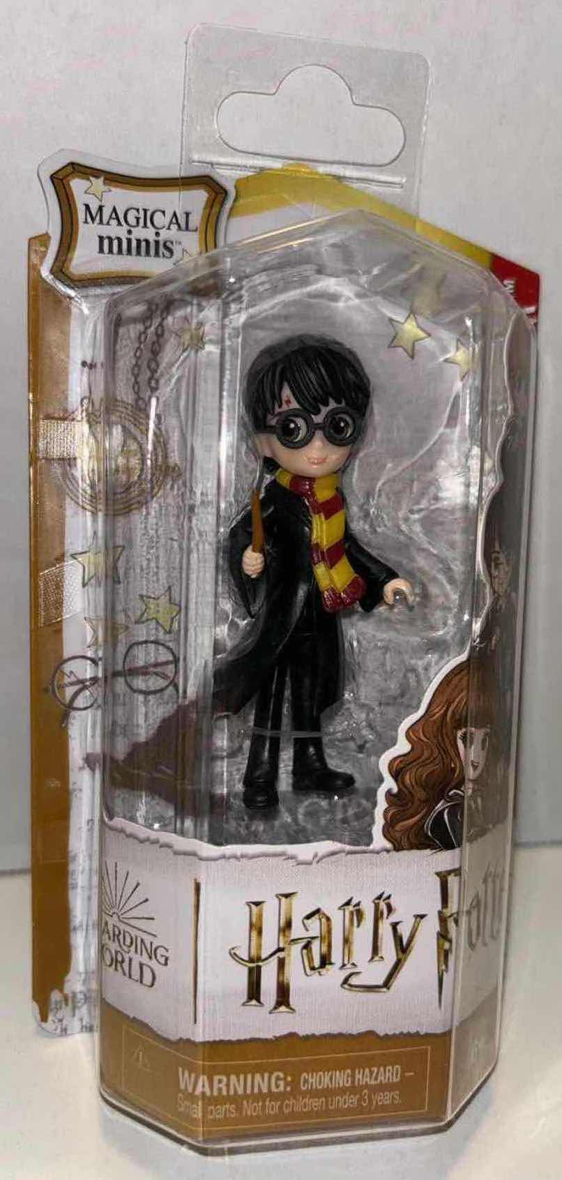 Photo 1 of NEW SPIN MASTER WIZARDING WORLD HARRY POTTER MAGICAL MINIS 3” FIGURE, “HARRY POTTER” (1)