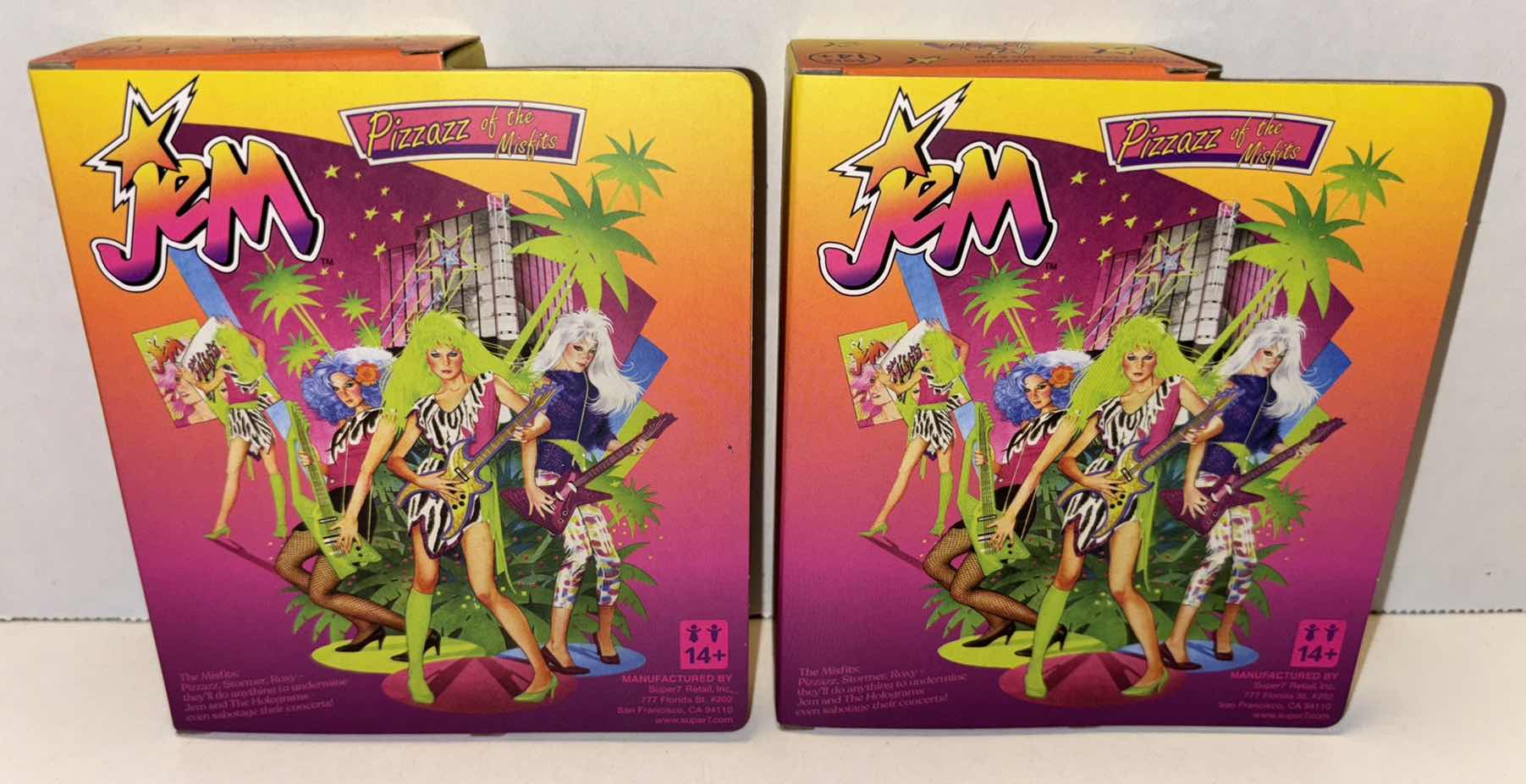 Photo 3 of NEW 2-PACK HASBRO REACTION FIGURES JEM 4” MINI FIGURE & ACCESSORIES, “PIZZAZZ OF THE MISFITS”