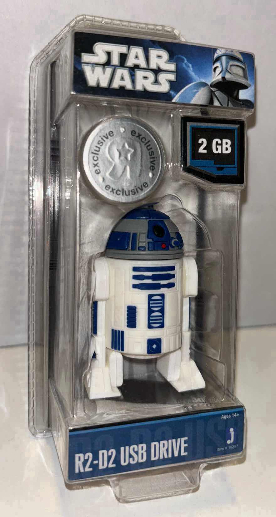 Photo 1 of NEW 2011 JAZWARES STAR WARS TOYS R US EXCLUSIVE R2-D2 USB DRIVE (2GB)