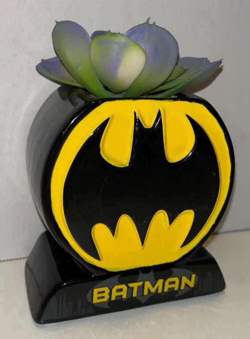 Photo 2 of NEW BATMAN CIRCLE LOGO CERAMIC PLANTER W FAUX PLANT 2.5” X 4.6” H4.75”