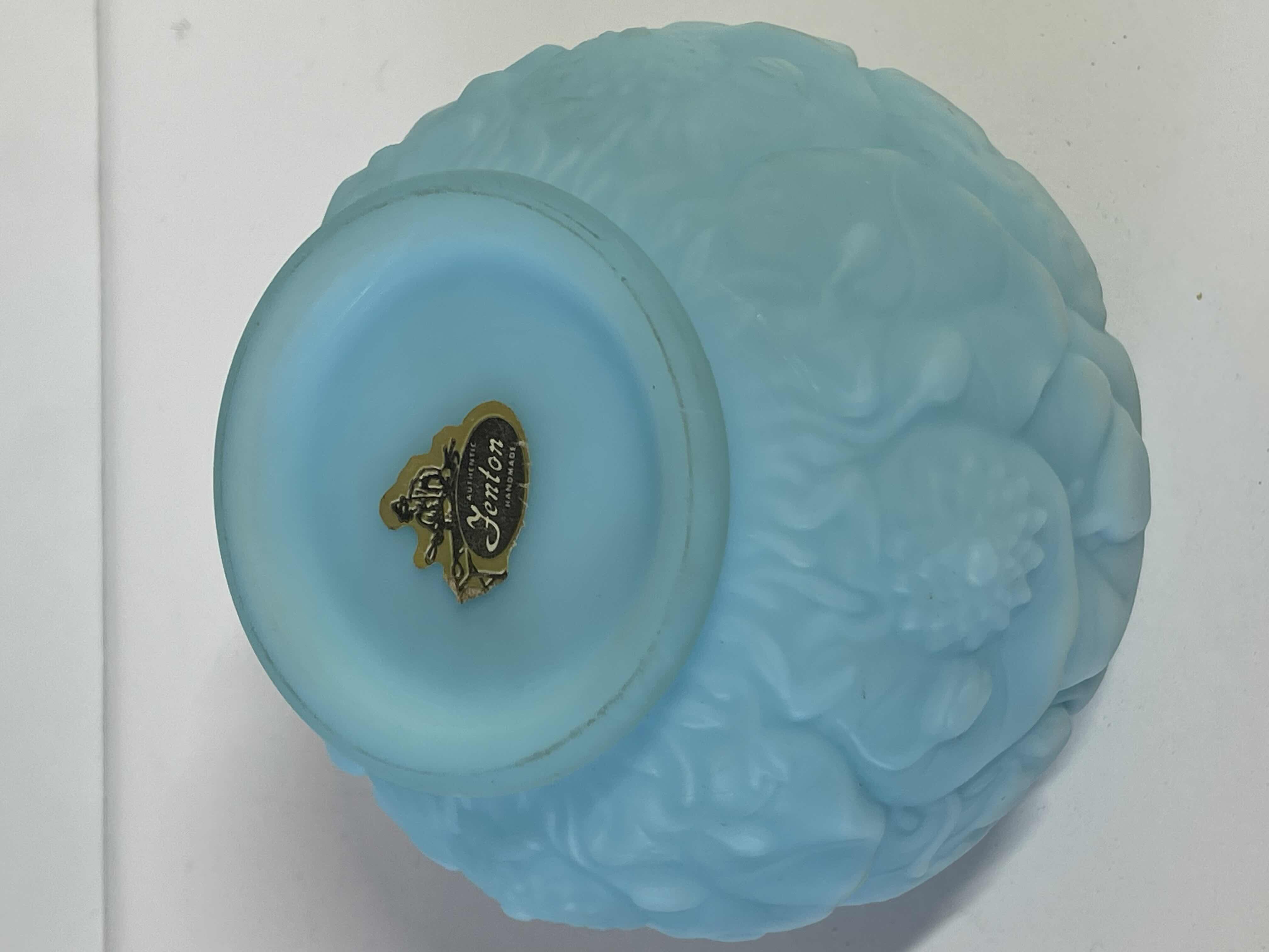 Photo 3 of VINTAGE FENTON BLUE SATIN GLASS ROSE BOWL WATER LILY LOTUS FLOWER