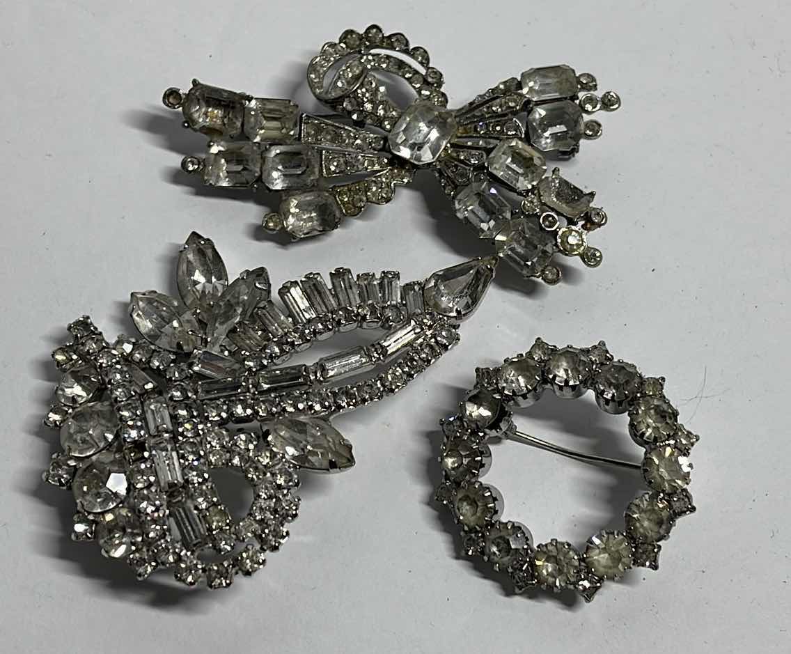 Photo 1 of VINTAGE RHINESTONE JEWELRY