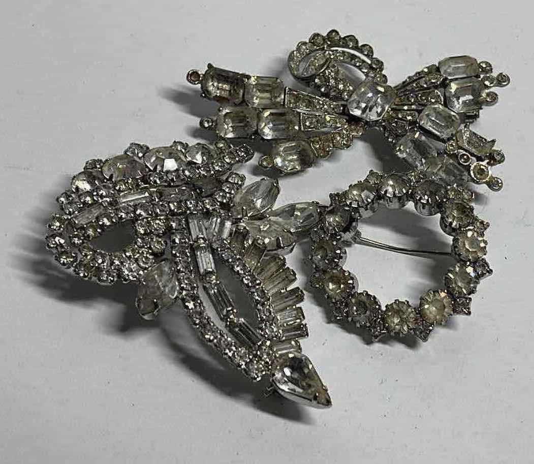 Photo 2 of VINTAGE RHINESTONE JEWELRY