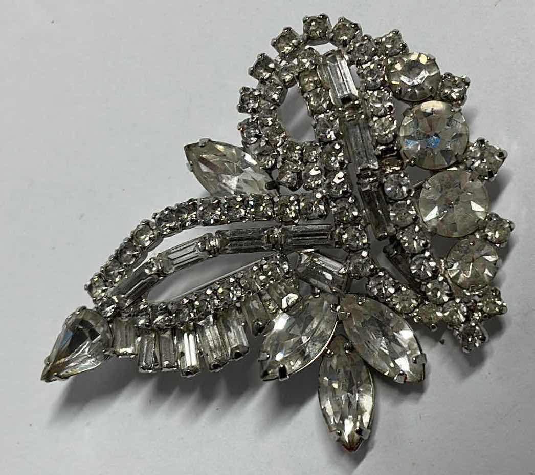 Photo 3 of VINTAGE RHINESTONE JEWELRY