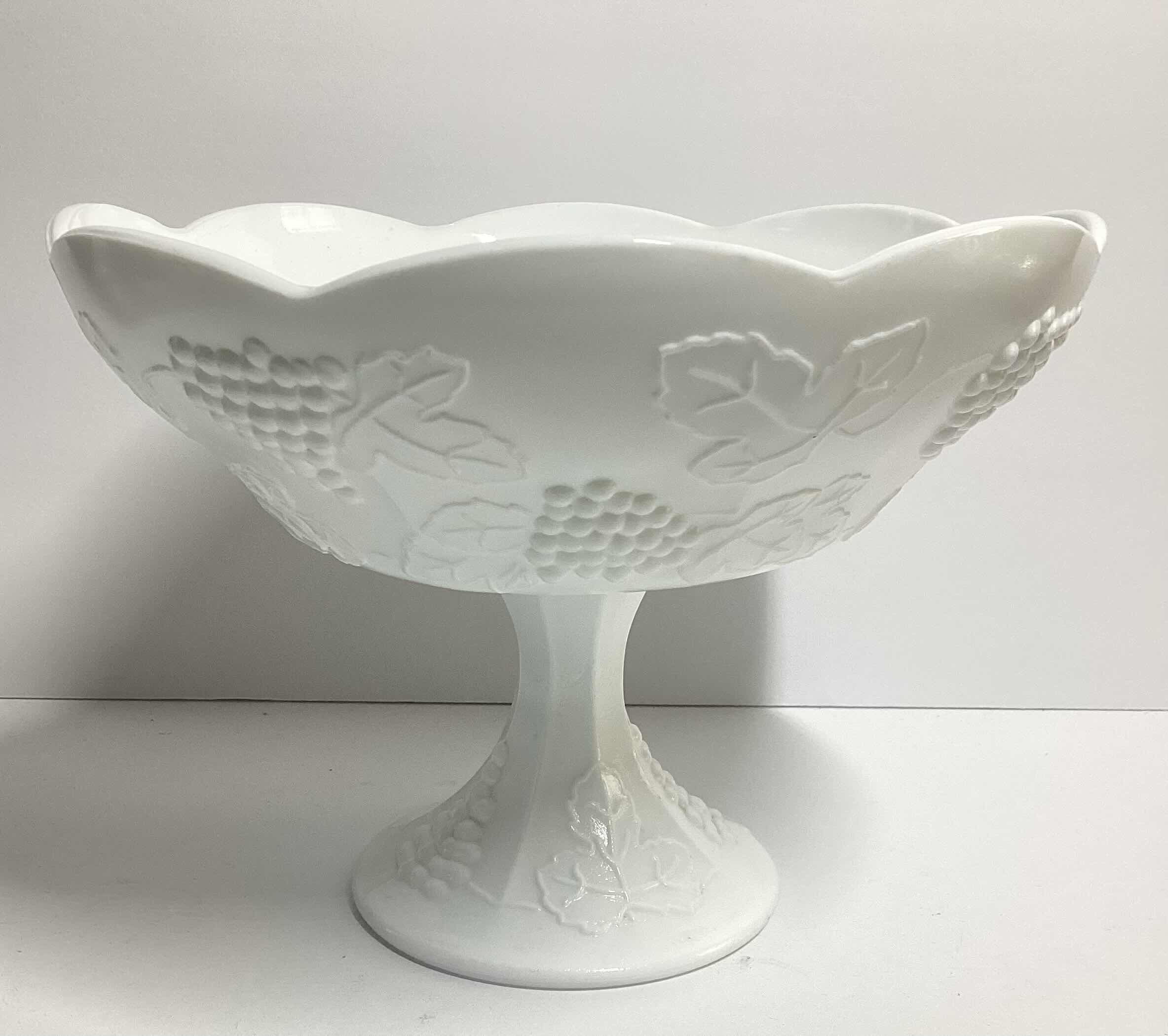 Photo 1 of VINTAGE MILK GLASS PEDESTAL BOWL INDIANA GLASS COLONY HARVEST