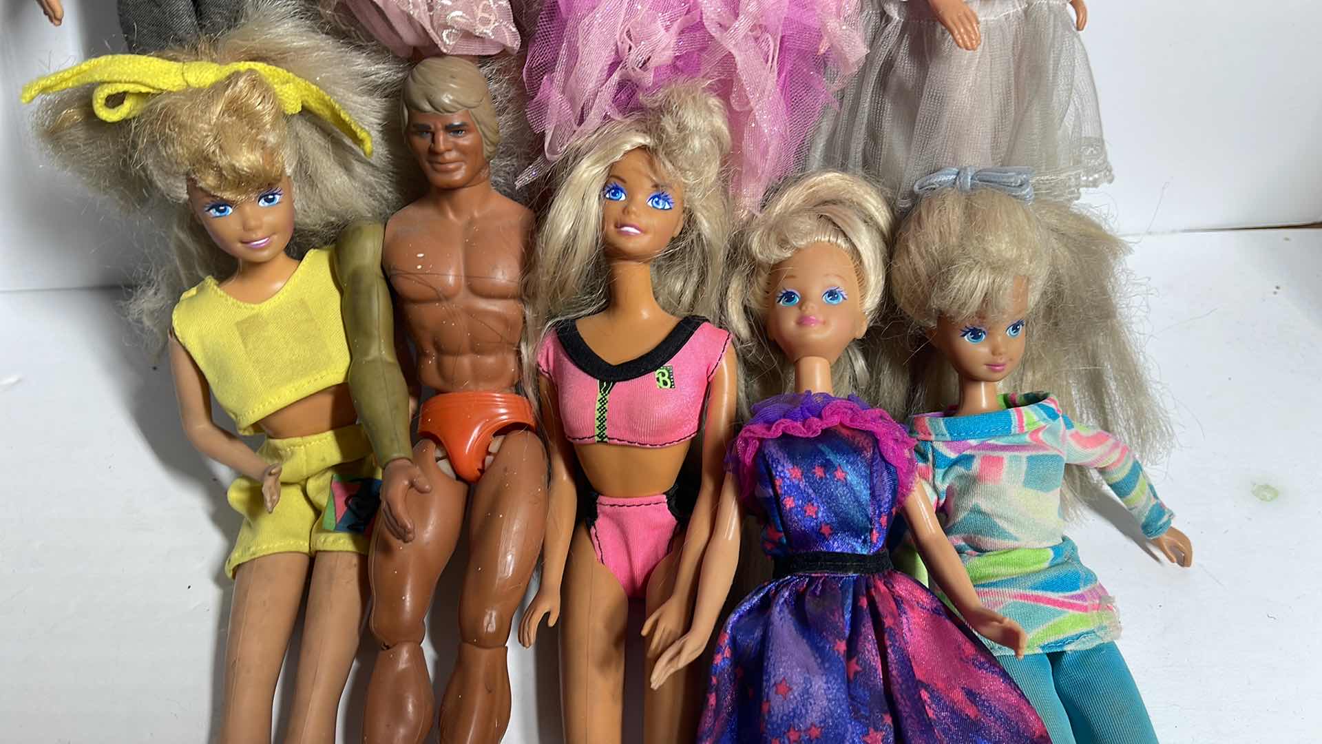 Photo 2 of BARBIE COLLECTION SOME VINTAGE 