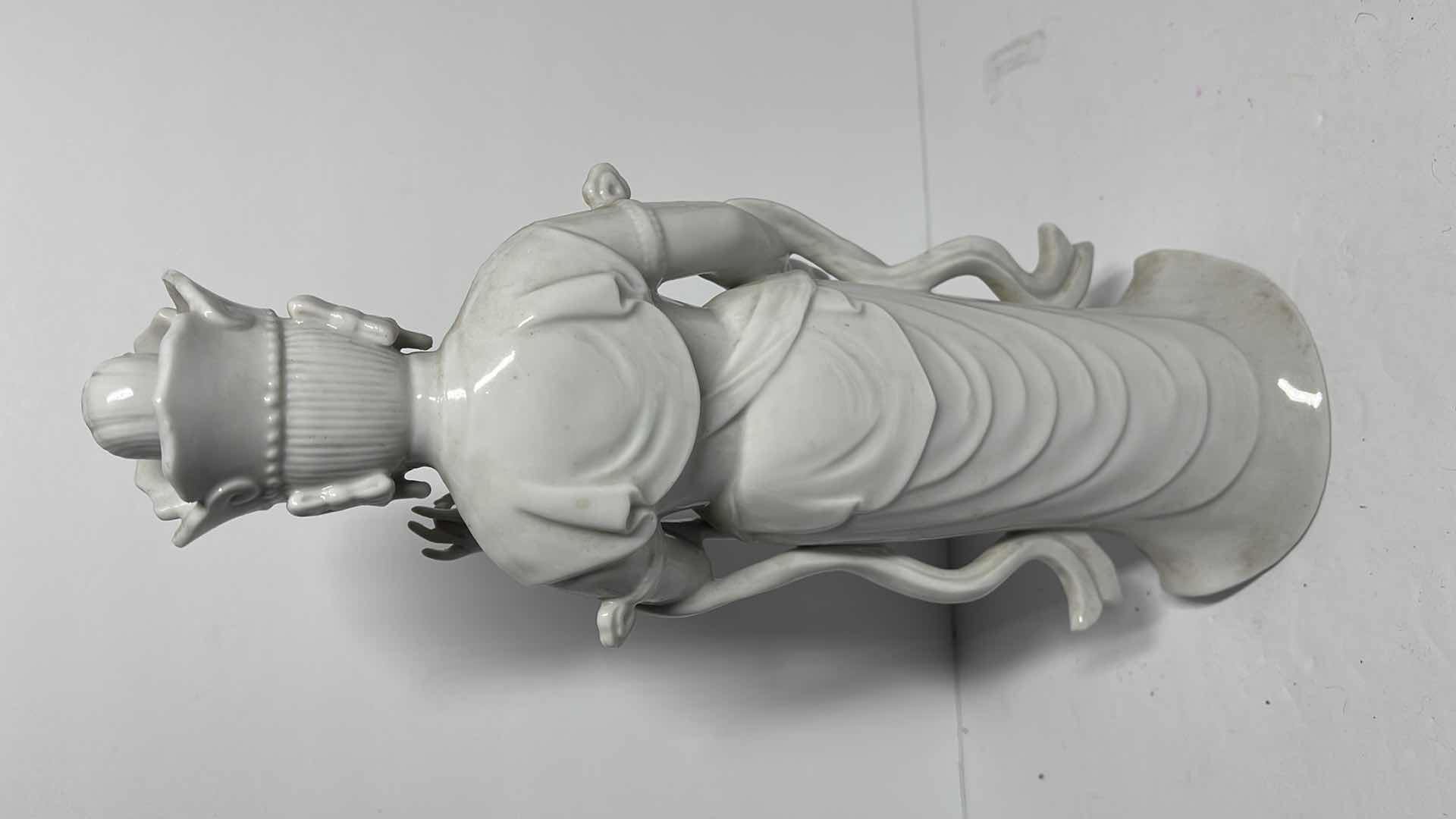 Photo 3 of SERENE & LOVELY “BLANC DE CHINE QUAN YIN “ HIGHLY DETAILED H-12”