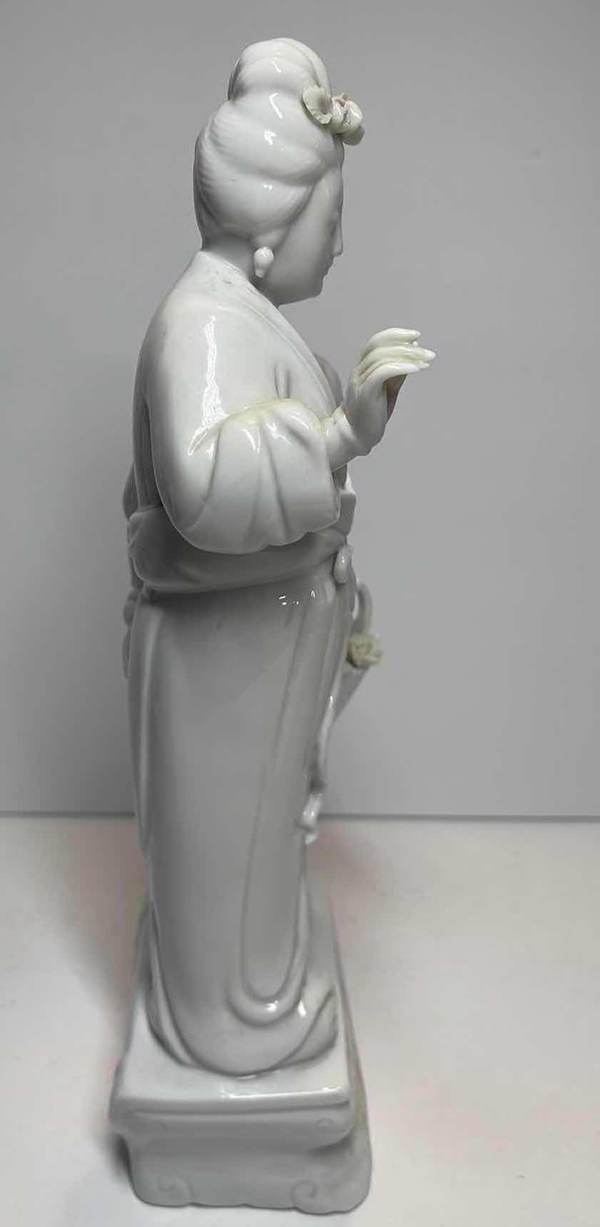 Photo 2 of VINTAGE CHINESE MONOCHROME BLANC DE CHINE PORCELAIN LADY FIGURINE H- 12”