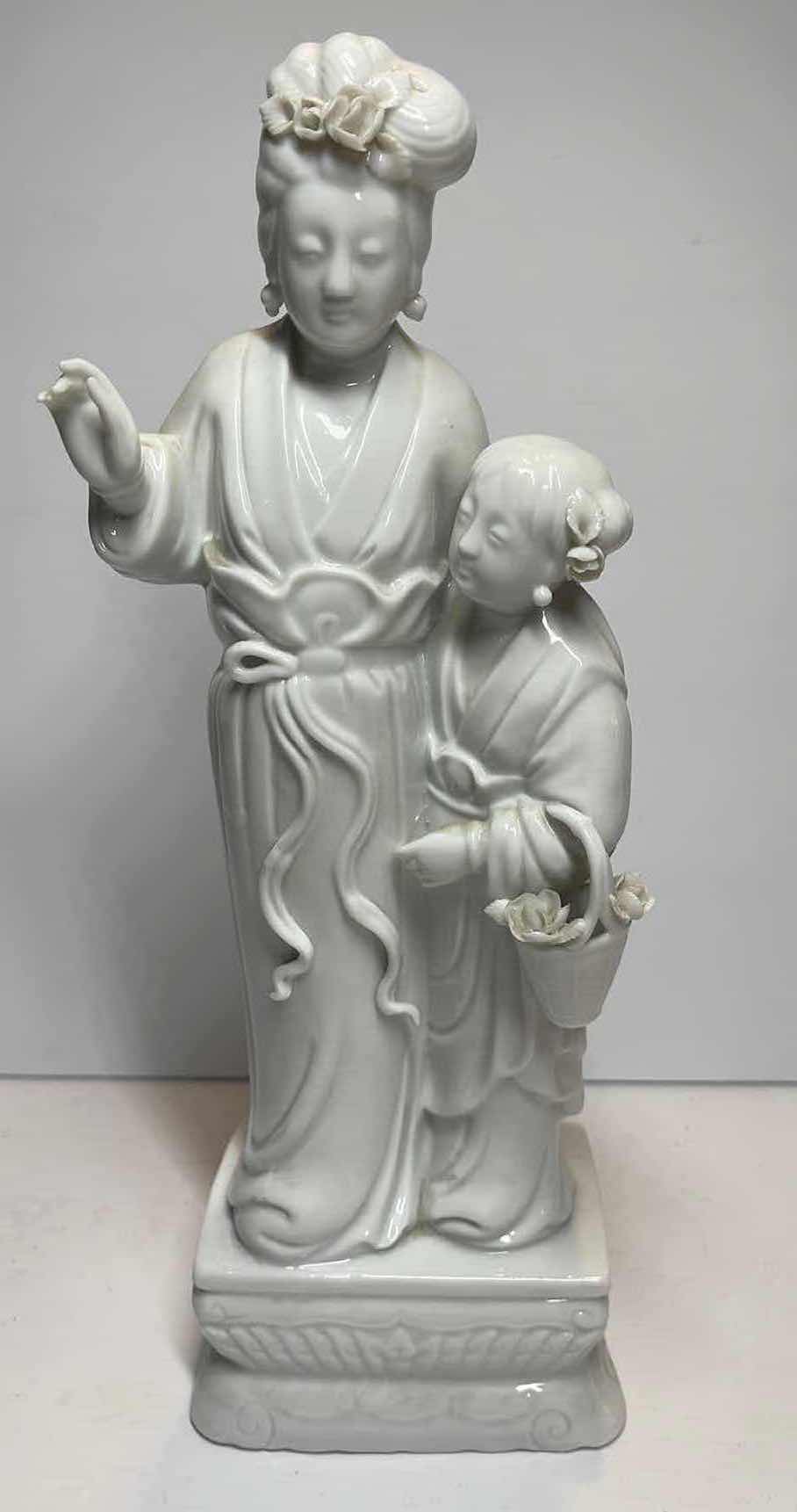 Photo 1 of VINTAGE CHINESE MONOCHROME BLANC DE CHINE PORCELAIN LADY FIGURINE H- 12”