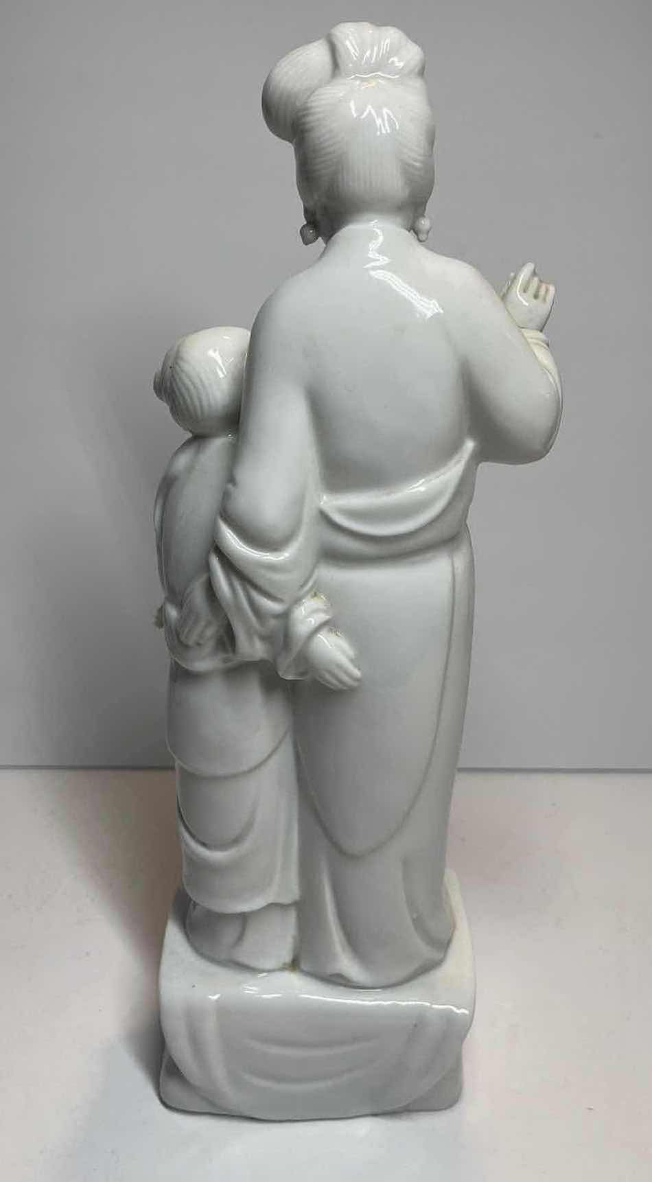 Photo 3 of VINTAGE CHINESE MONOCHROME BLANC DE CHINE PORCELAIN LADY FIGURINE H- 12”