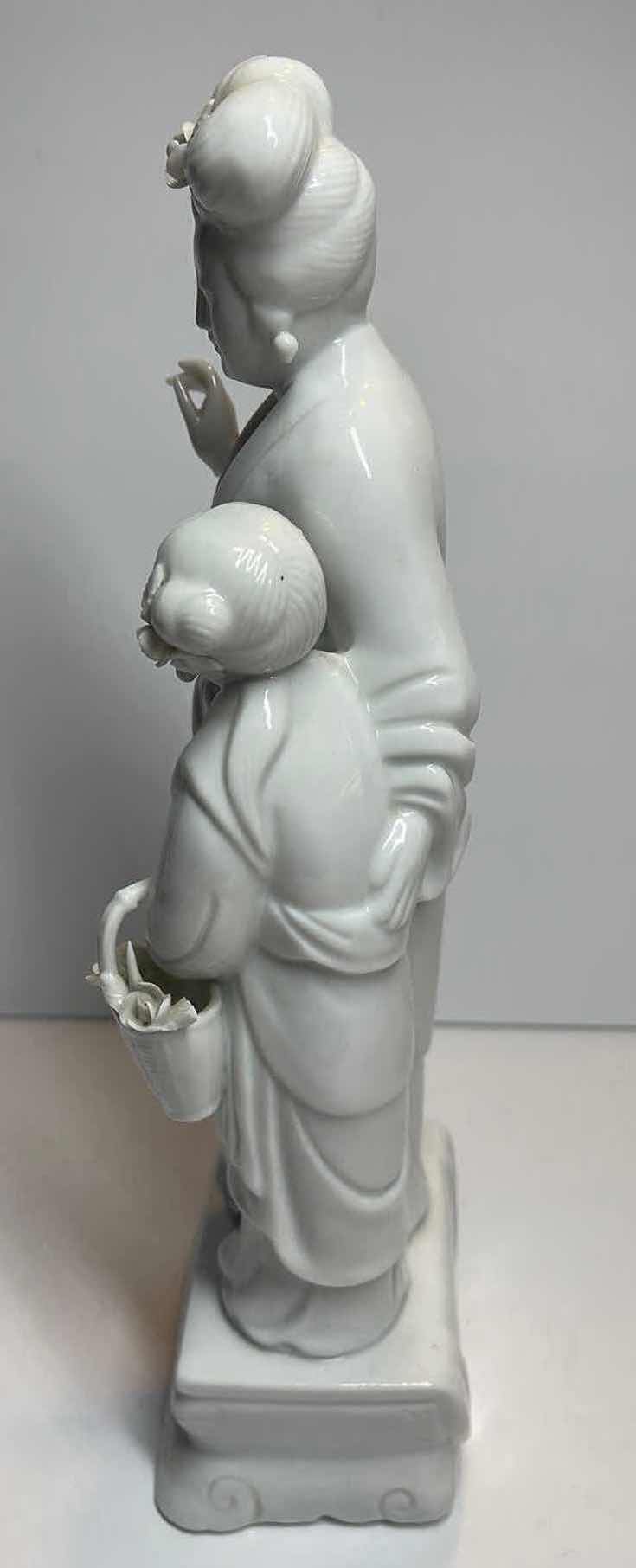 Photo 4 of VINTAGE CHINESE MONOCHROME BLANC DE CHINE PORCELAIN LADY FIGURINE H- 12”