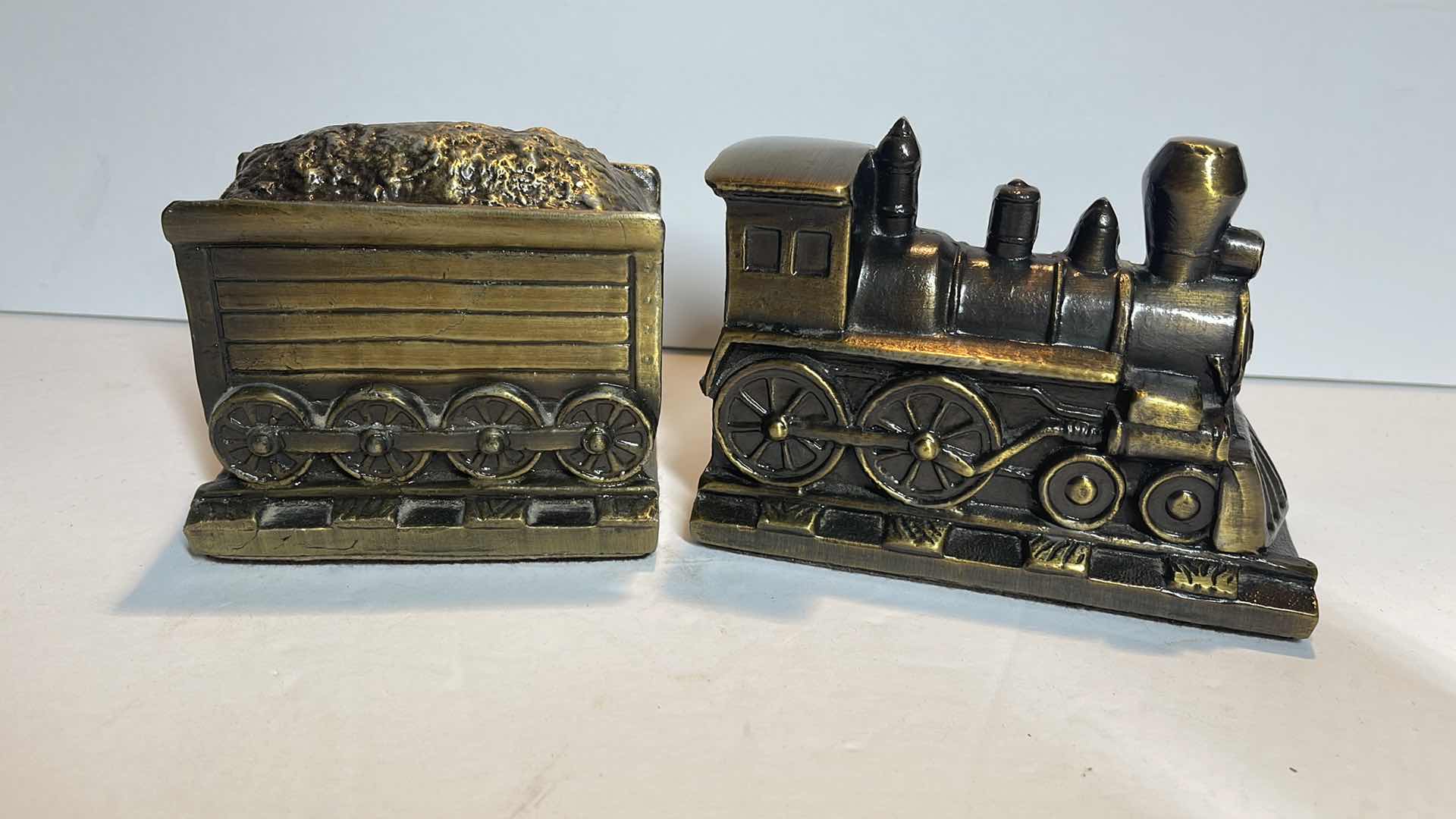 Photo 1 of LOCOMOTIVE AND BOXCAR BRASS BOOK ENDS