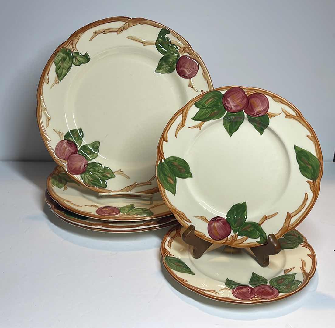 Photo 1 of VINTAGE FRANCISCAN EARTHWARE APPLE COLLECTION - 4 DINNER PLATES - 2 LUNCH PLATES MORE OF THIS COLLECTION IN AUCTION