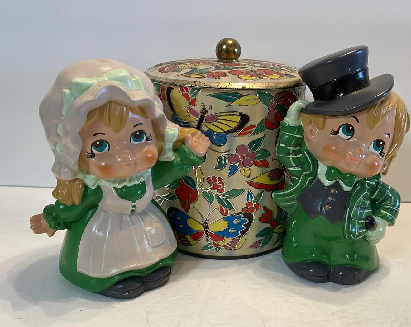 Photo 1 of 2- SMALL IRISH FIGURINES & FLORAL CONTAINER W LID
