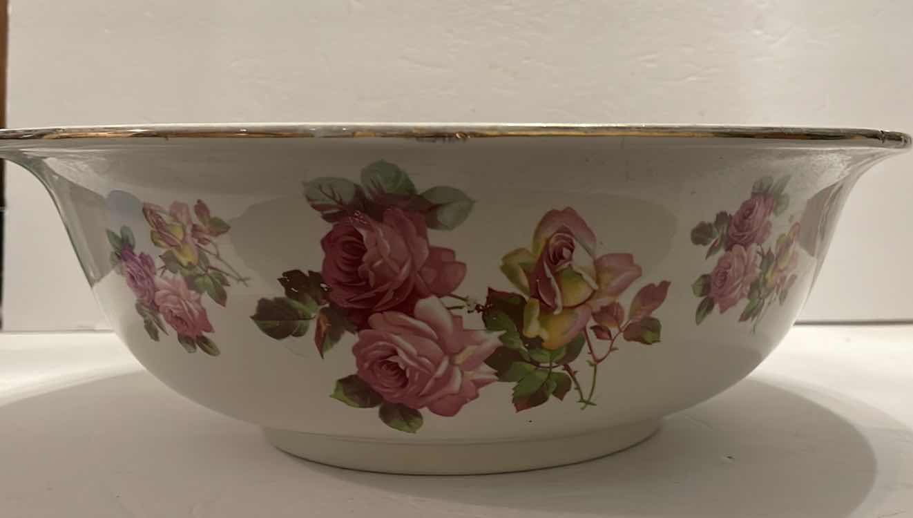 Photo 1 of VINTAGE FRUIT BOWL FROM THE 1950’S