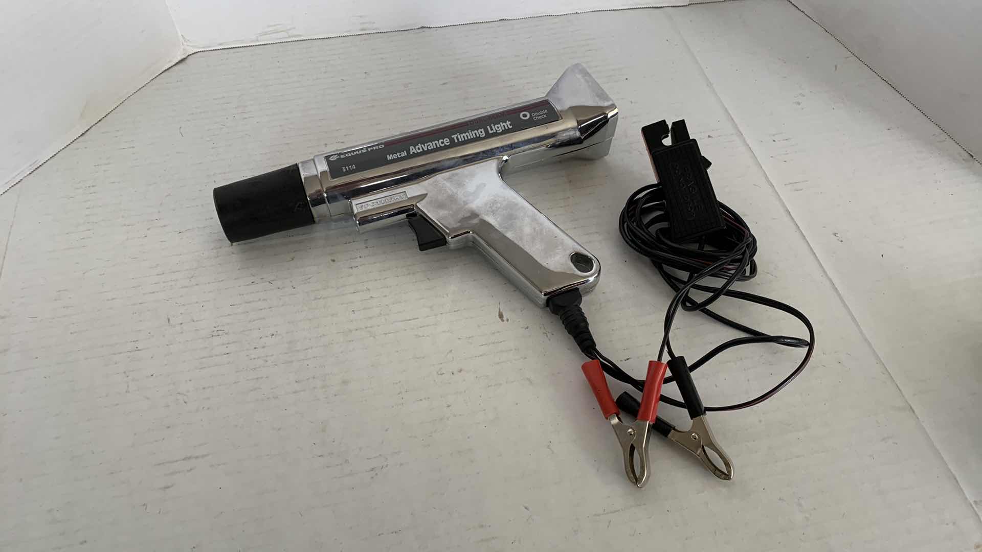 Photo 1 of AUTO PARTS-EQUUS PRO DUAL BEAM METAL ADVANCE TIMING LIGHT MODEL 3114