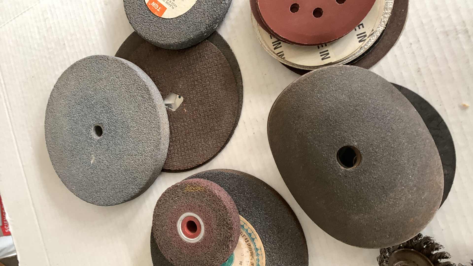 Photo 1 of ASSORTED SANDING PADS