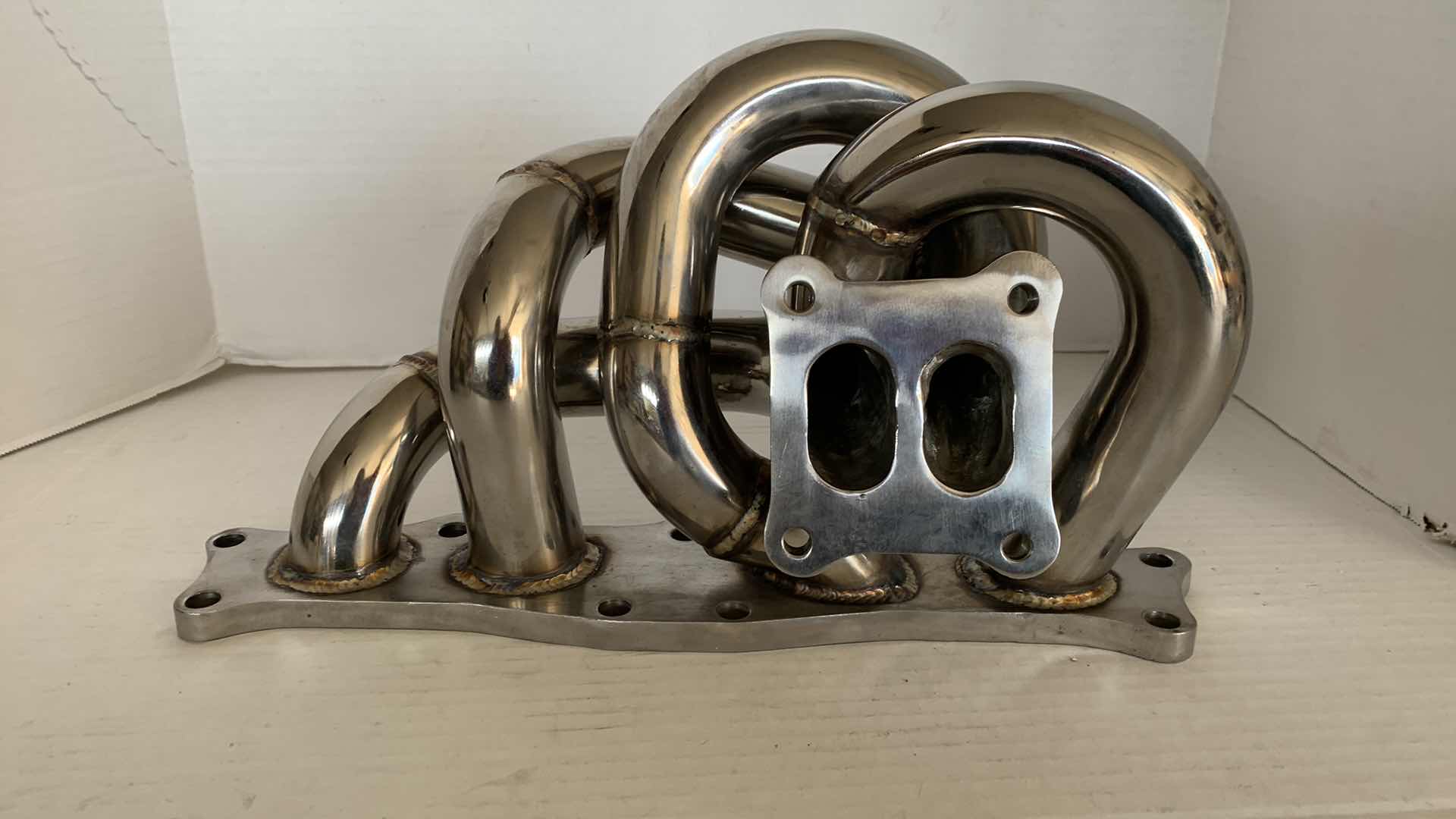 Photo 1 of AUTOMOBILE ENGINE XD2 RACING EXHAUST MANIFOLD