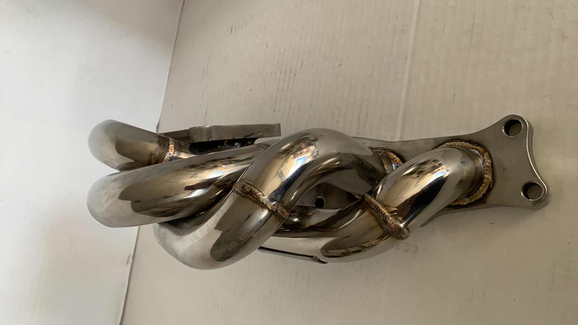 Photo 1 of AUTOMOBILE ENGINE XD2 RACING EXHAUST MANIFOLD