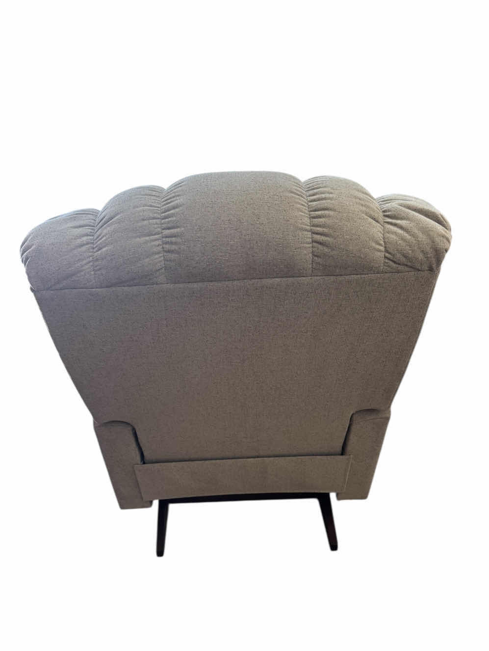 Photo 1 of 500
LA-Z-BOY ROCKER RECLINER, HOME FURNITURE, HOME ESSENTIALS, LIGHT GRAY

45” X 33.5” X H45.5”